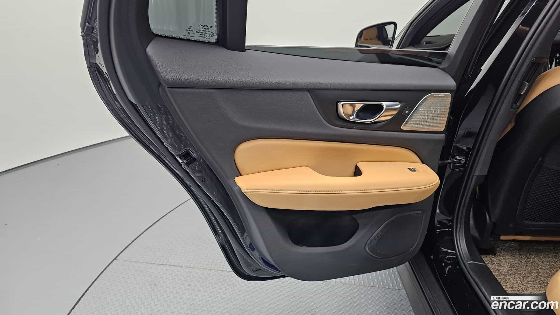 V60 Volvo 2021.0-INNER-035