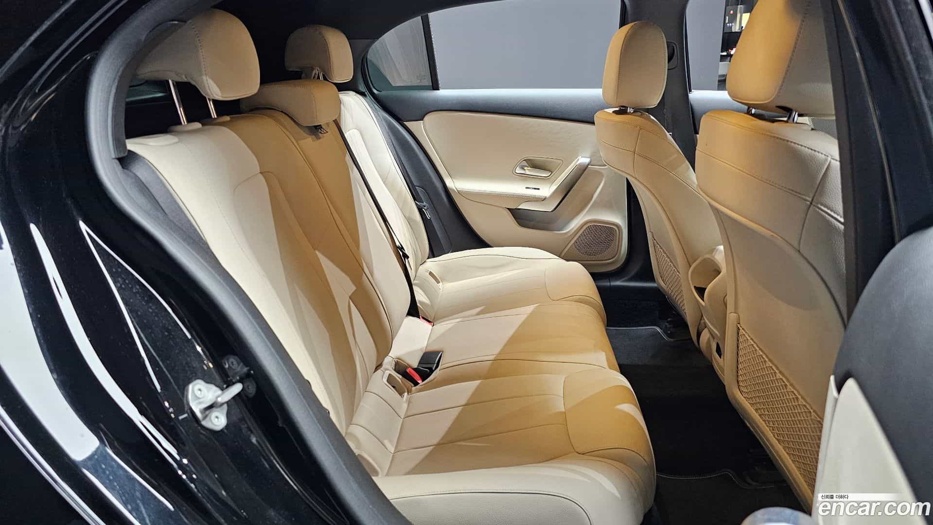 A-Class Mercedes-Benz 2021.2-OPTION-016