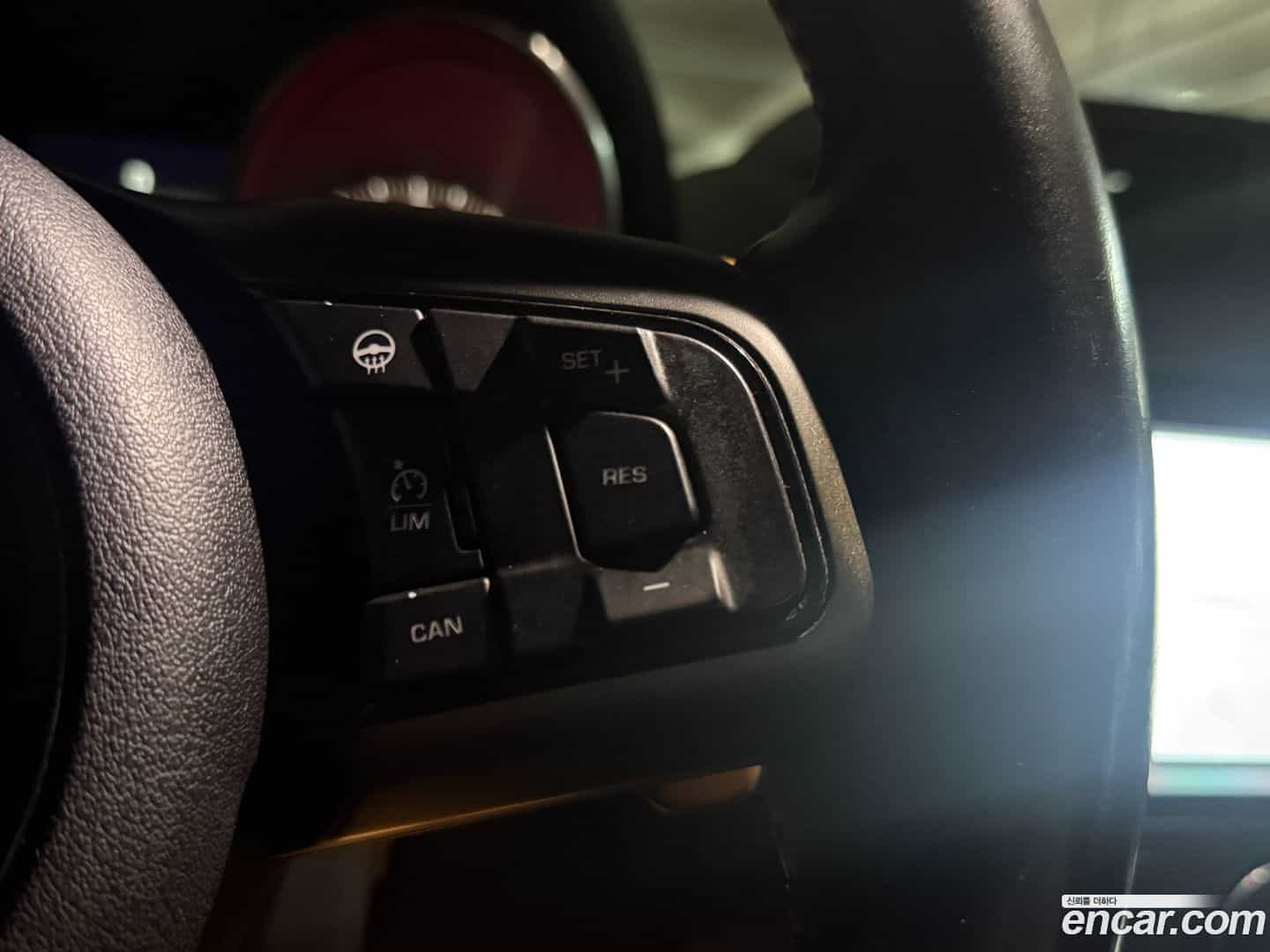 F-TYPE Jaguar 2015.7-OPTION-021