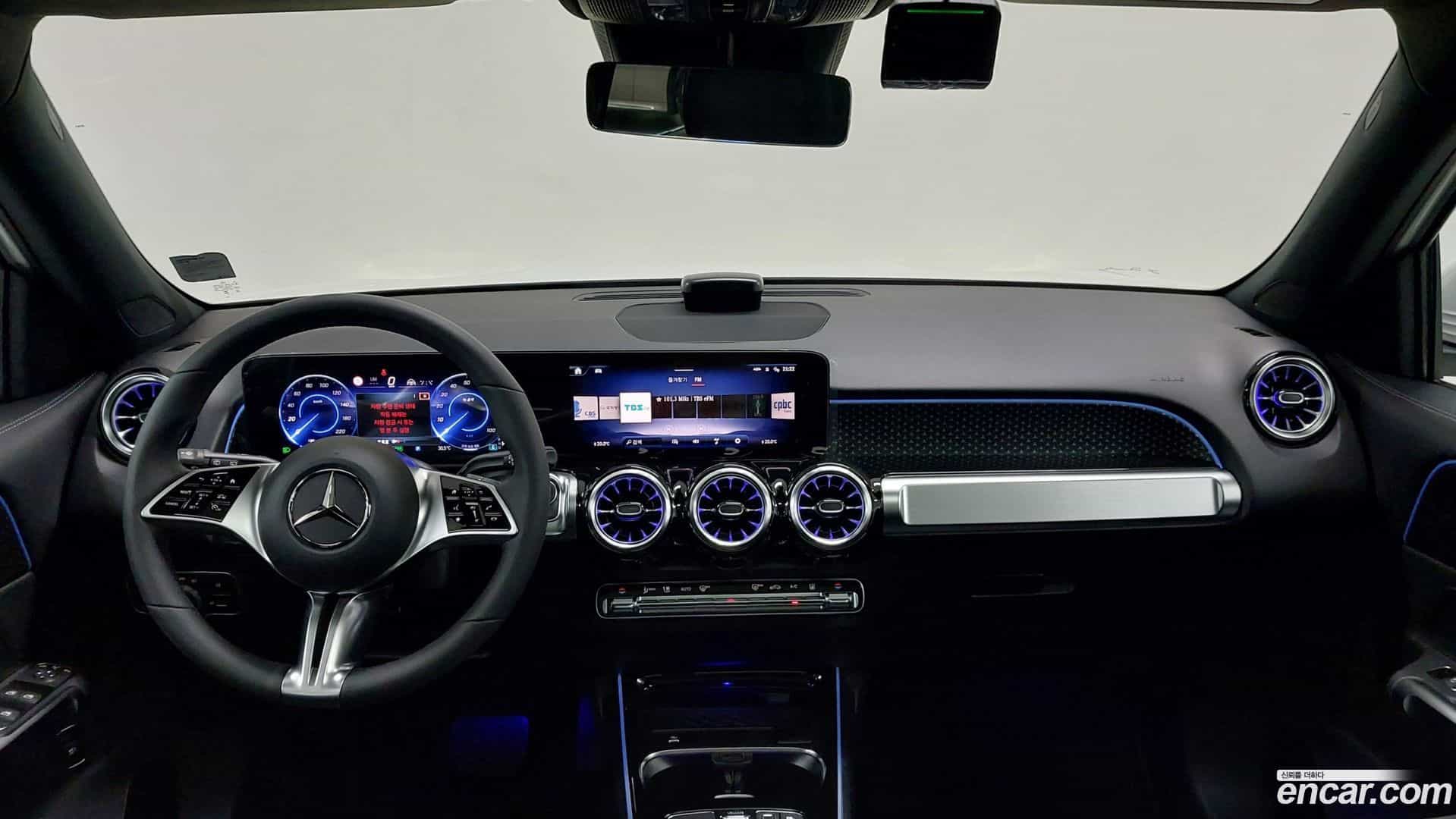 EQB Mercedes-Benz 2025.8-INNER-007
