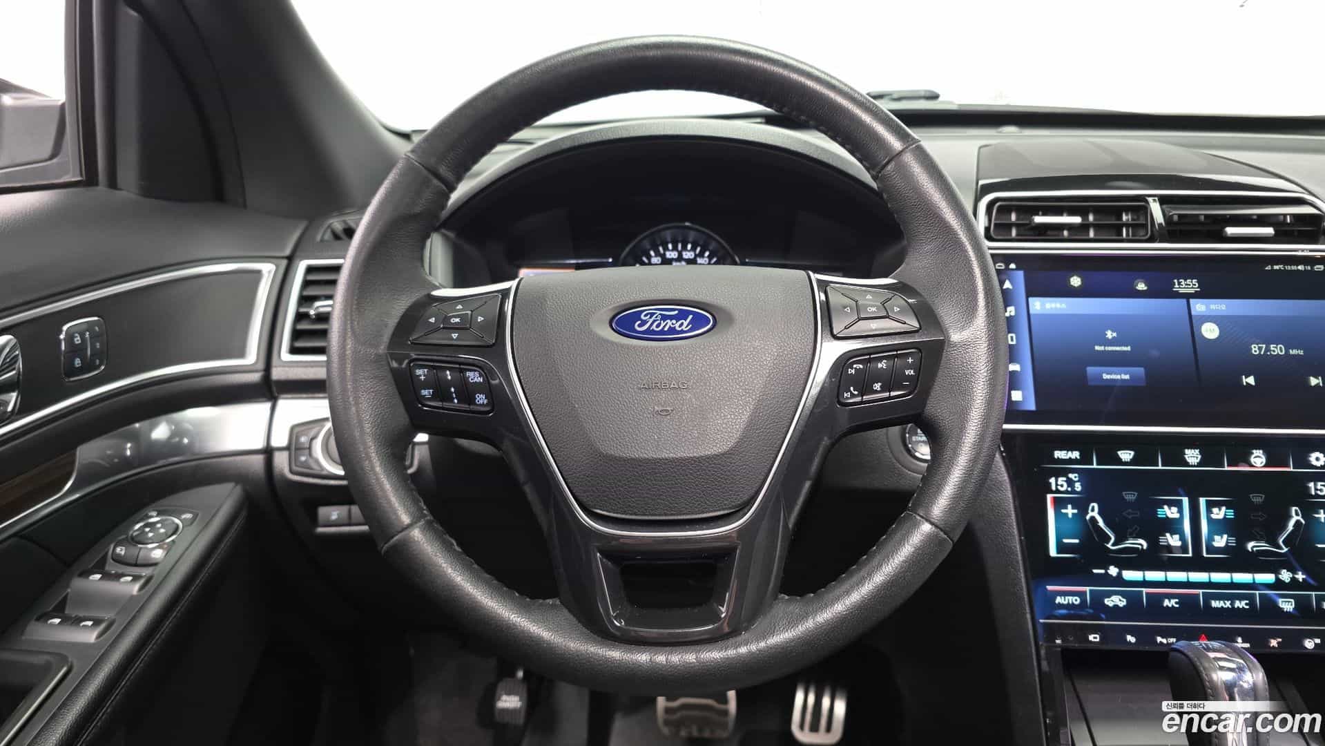 Explorer Ford 2017.3-OPTION-017