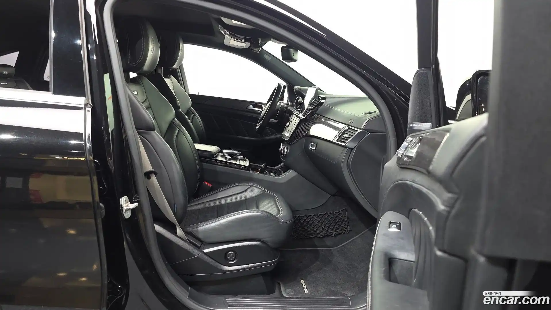GLE-Class Mercedes-Benz 2017.2-OPTION-015