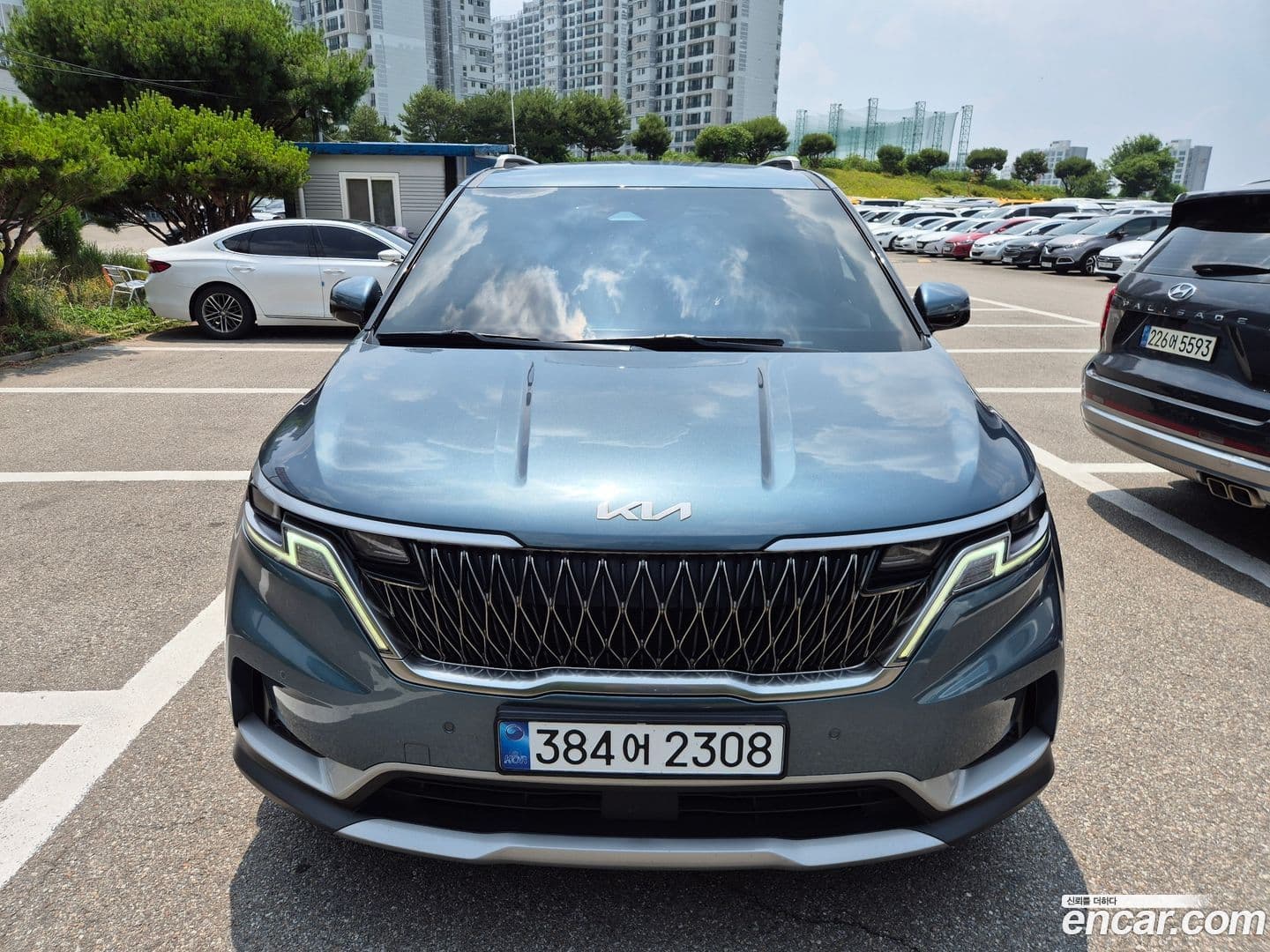 Main__Slider__Photo:Canival Kia 2022.3-0