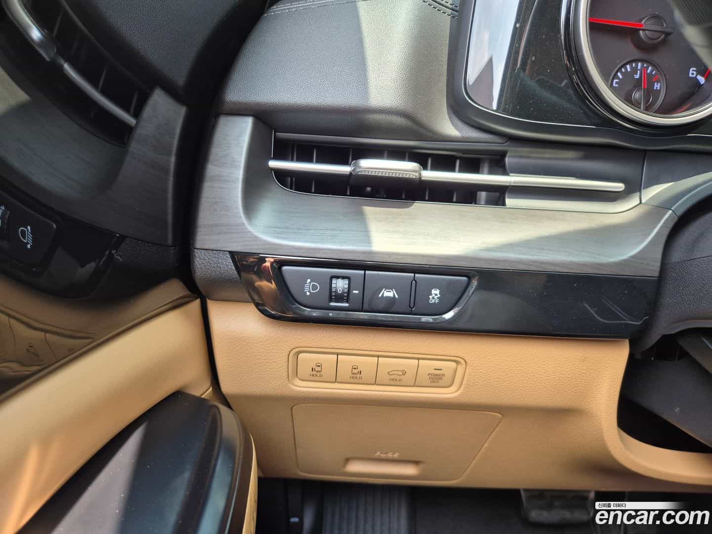Canival Kia 2022.3-OPTION-017
