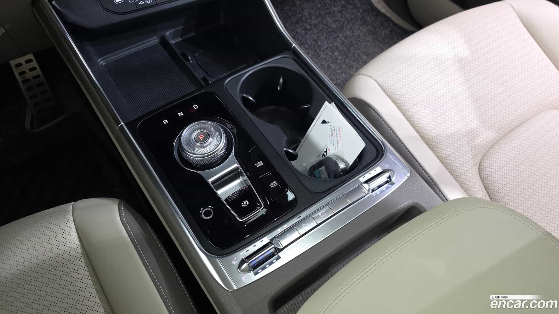 Canival Kia 2024.1-INNER-009