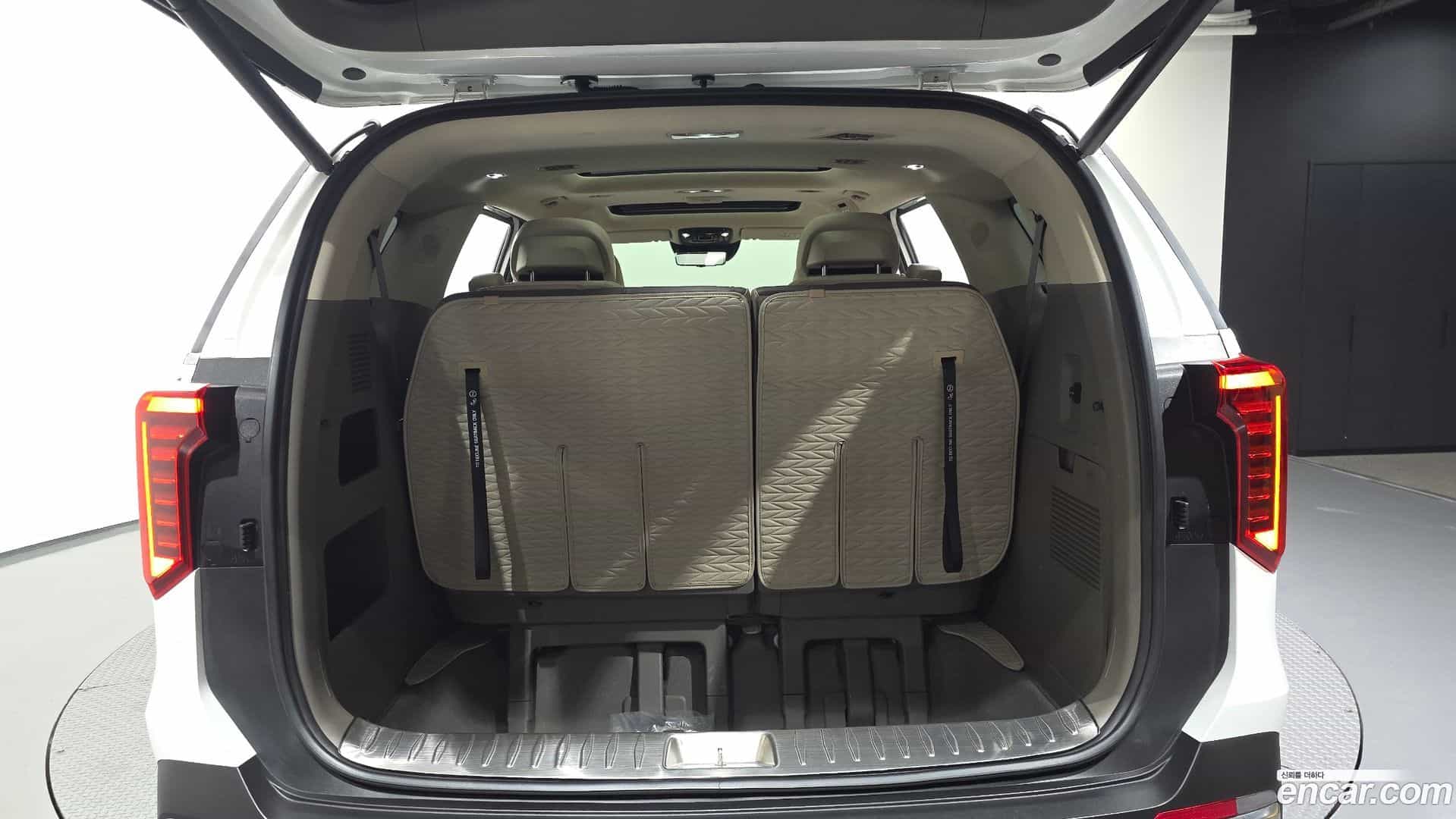 Canival Kia 2024.1-OPTION-024