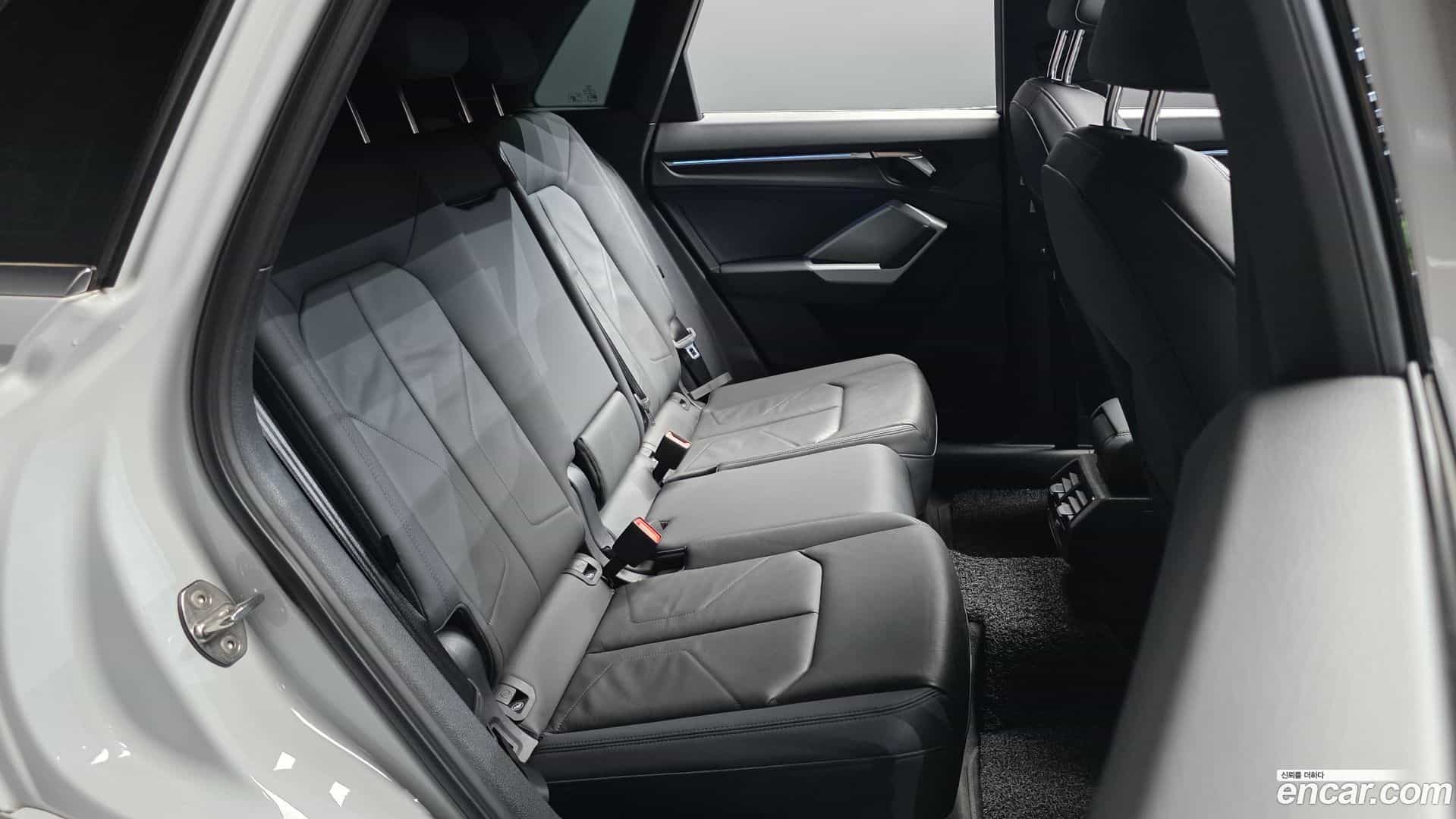 Q3 Audi 2023.8-OPTION-015