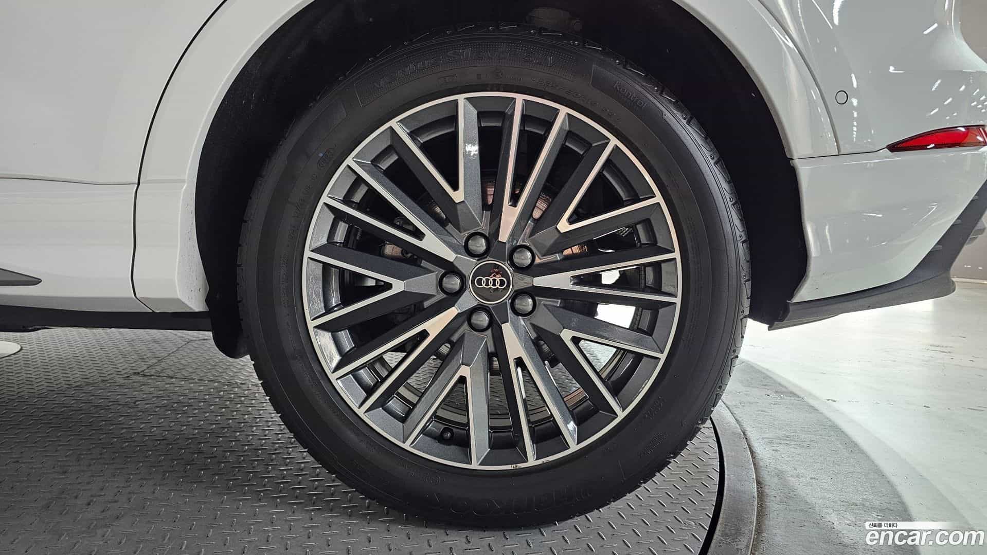 Q3 Audi 2023.8-OUTER-031