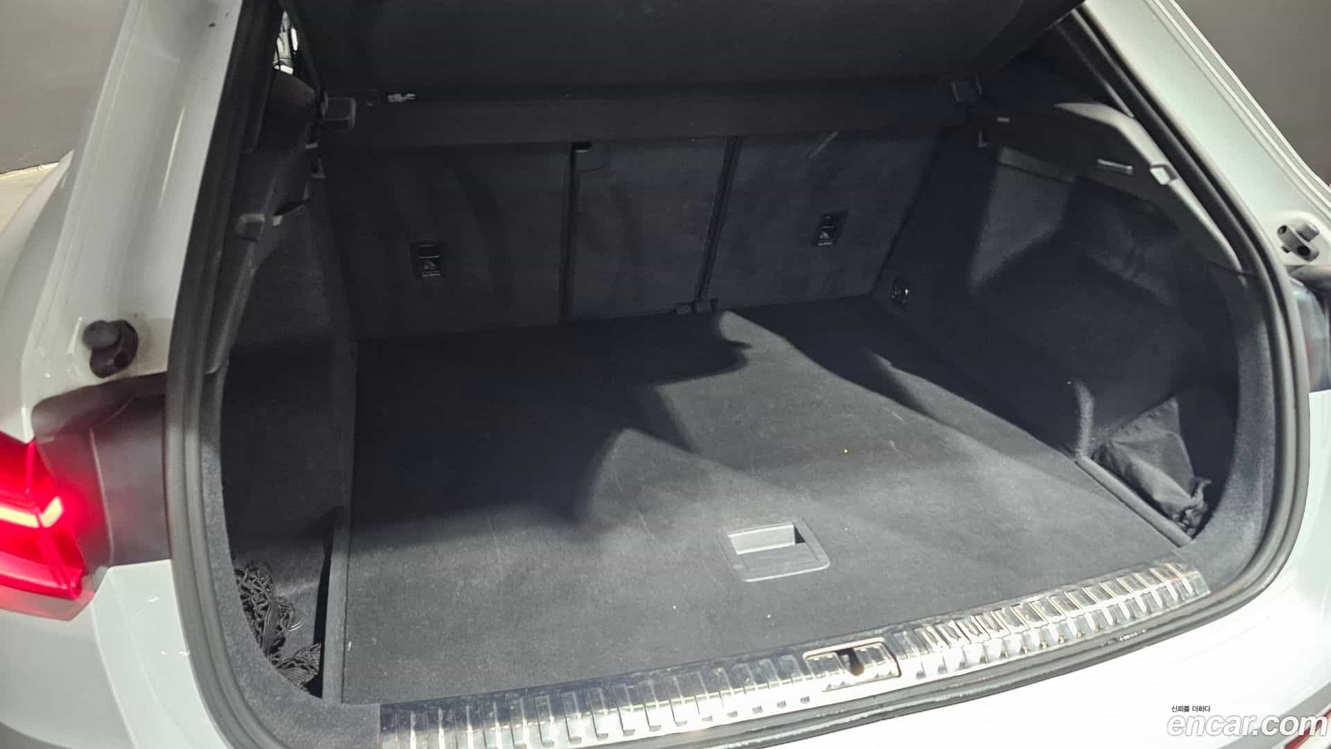 Q3 Audi 2023.8-OPTION-042