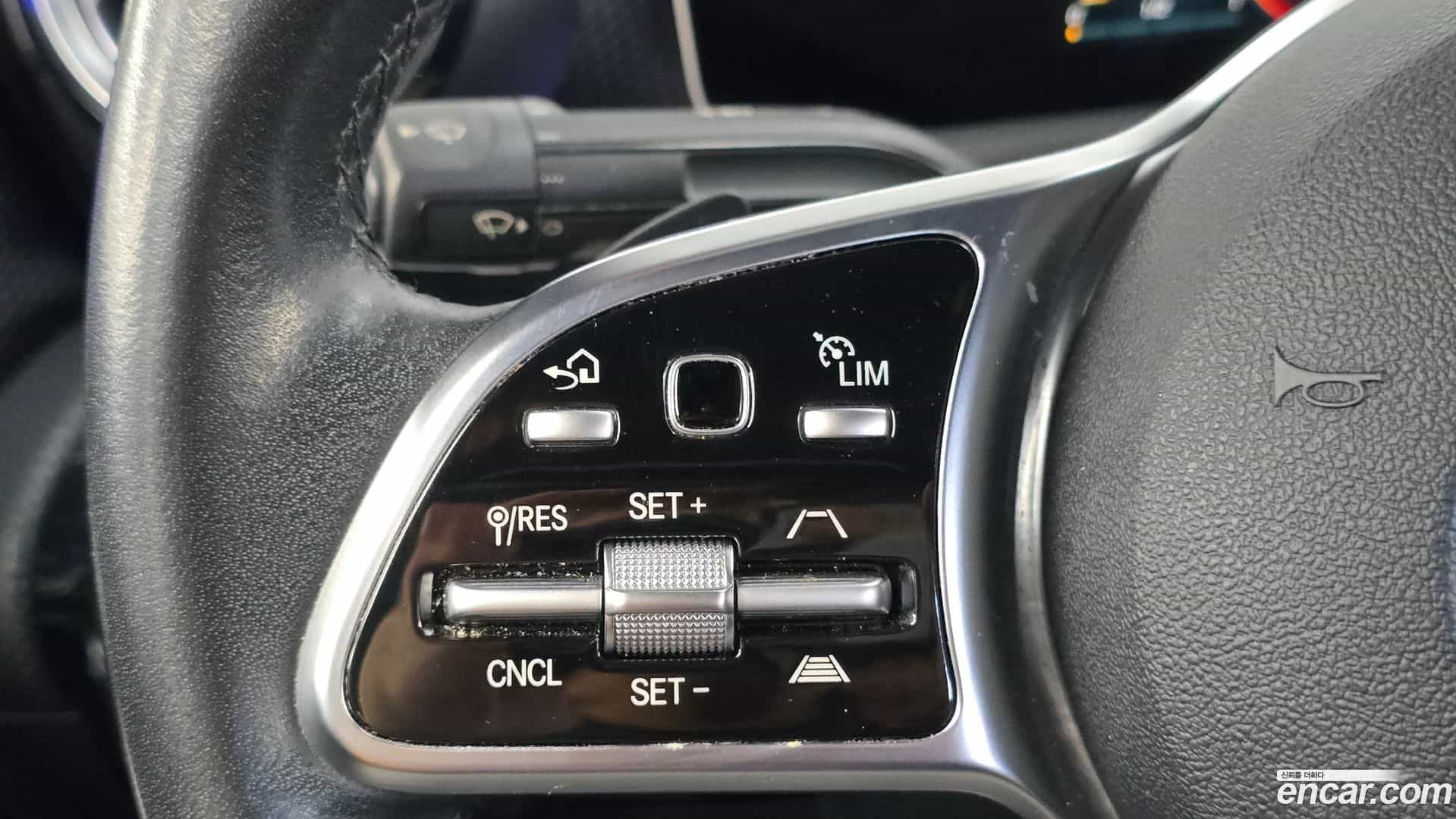 A-Class Mercedes-Benz 2020.1-OPTION-019