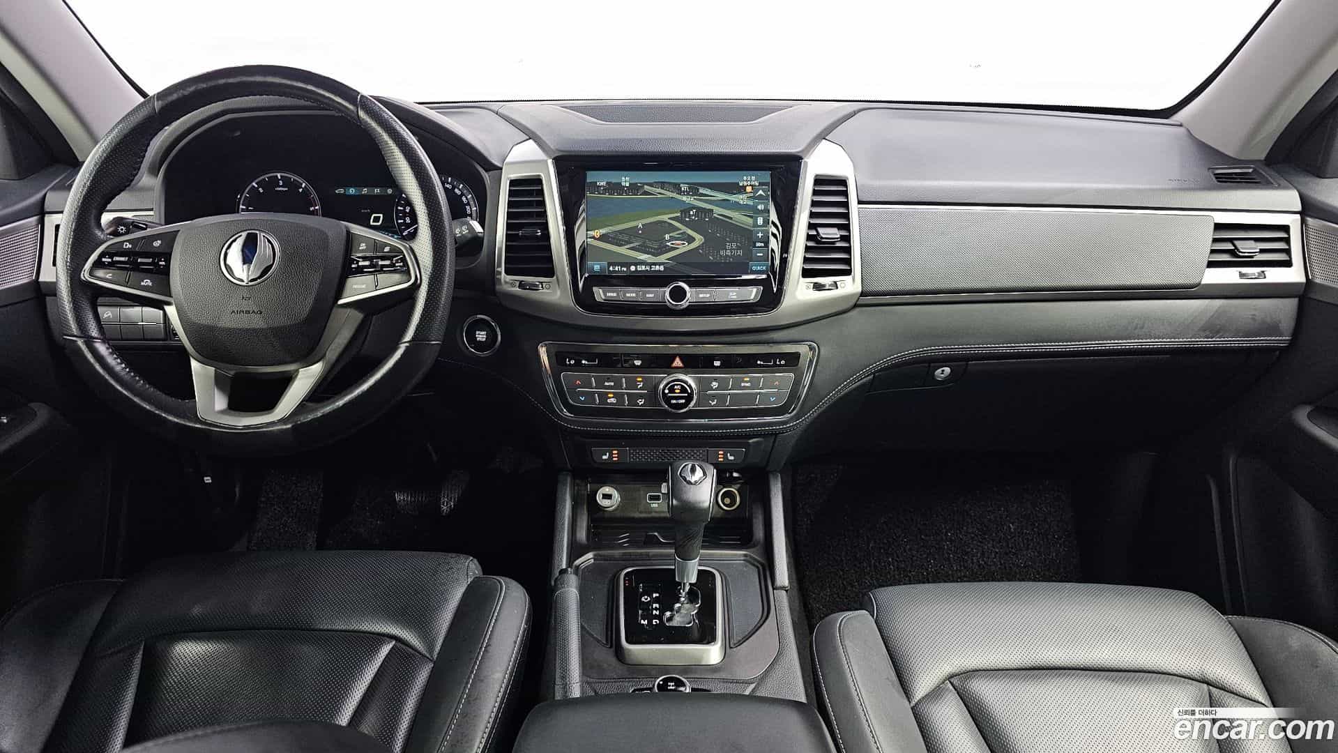 Rexton KG Mobility 2019.4-INNER-007