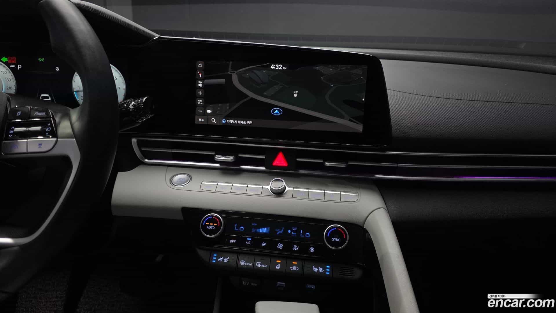 AVANTE Hyundai 2021.11-OPTION-018