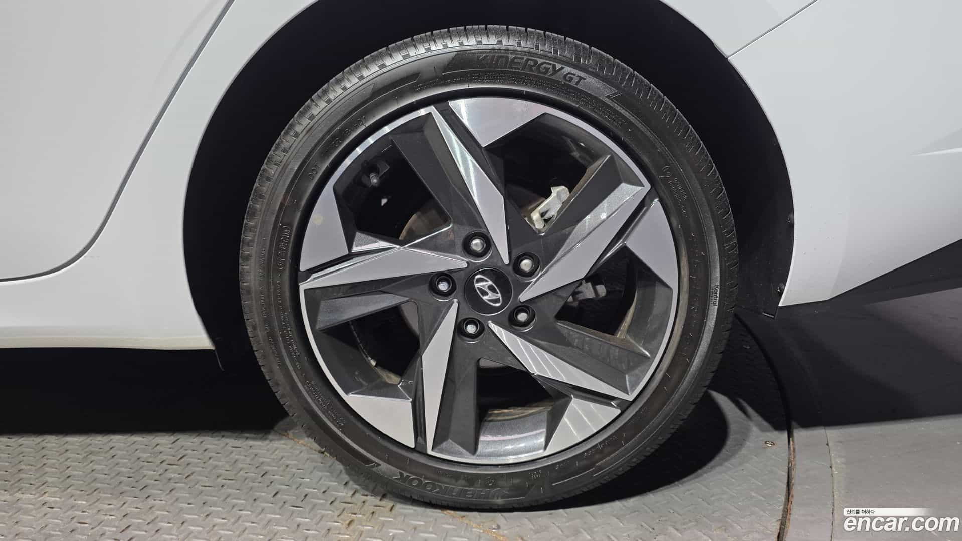 AVANTE Hyundai 2021.11-OUTER-031