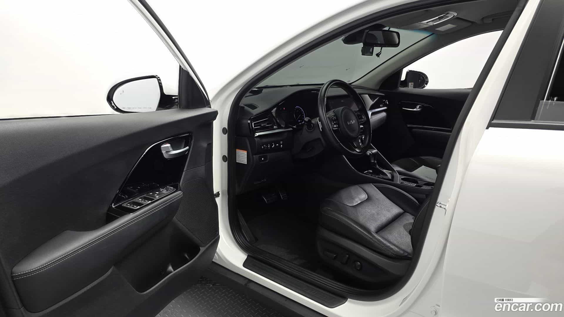 Niro Kia 2021.11-INNER-010