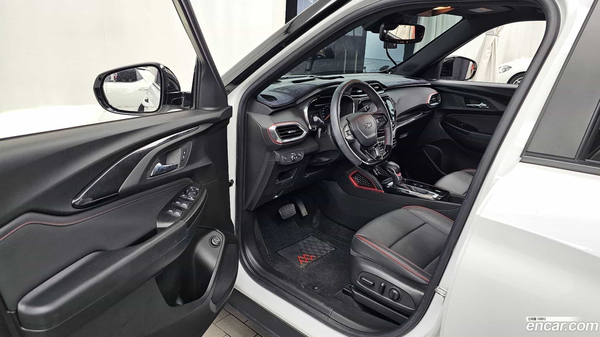 Trailblazer Chevrolet 2021.5-INNER-010