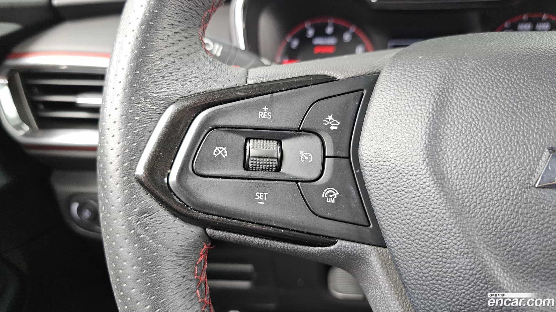 Trailblazer Chevrolet 2021.5-OPTION-041