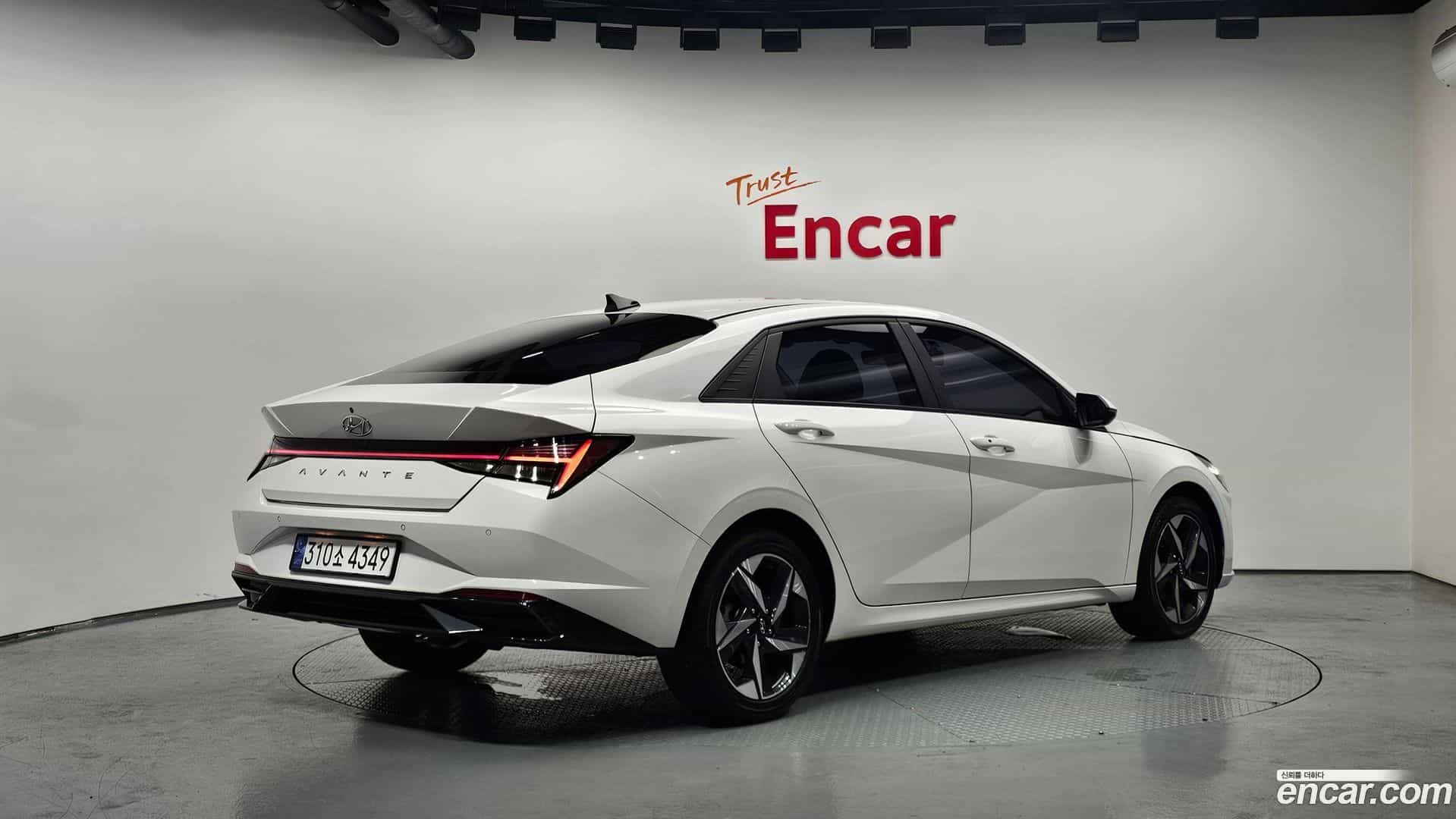 AVANTE Hyundai 2023.1-OUTER-002