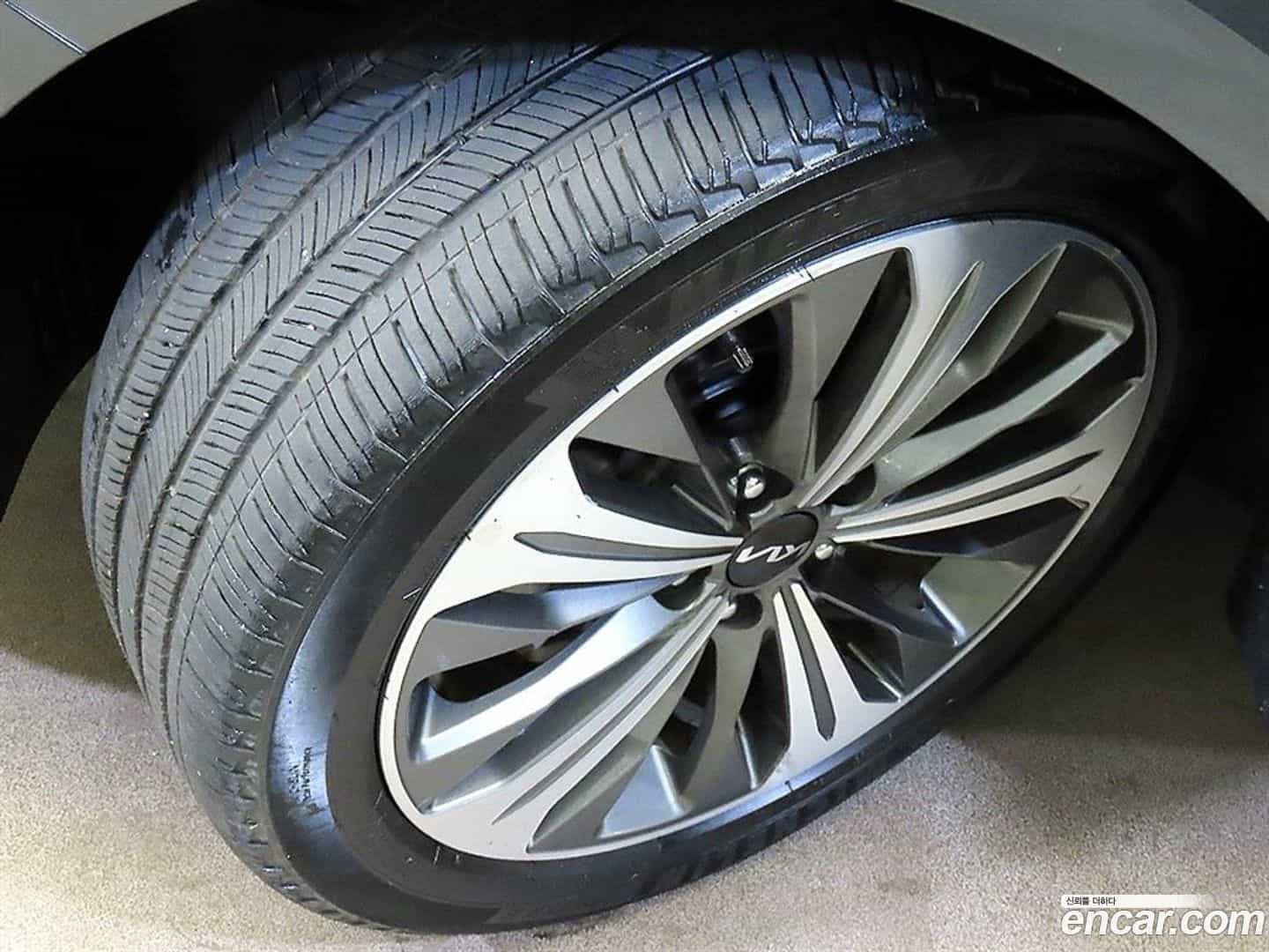 K8 Kia 2023.2-OPTION-024