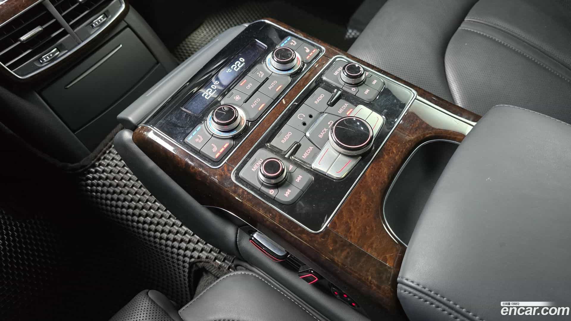 A8 Audi 2015.2-OPTION-021