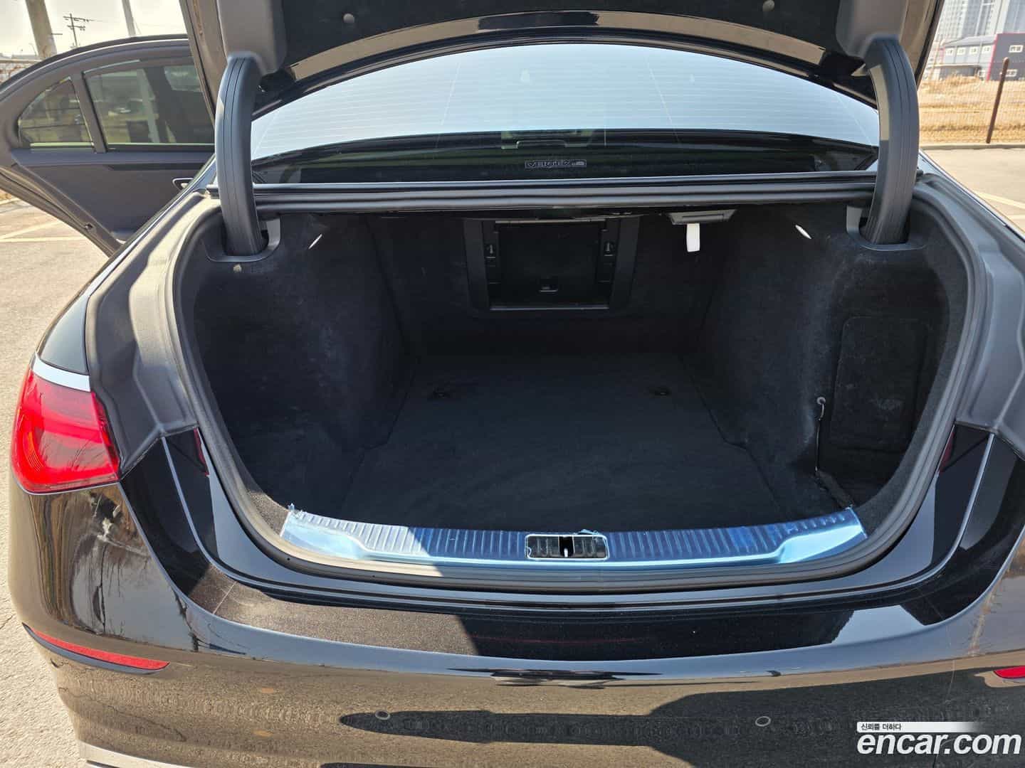 S-Class Mercedes-Benz 2024.5-OPTION-020