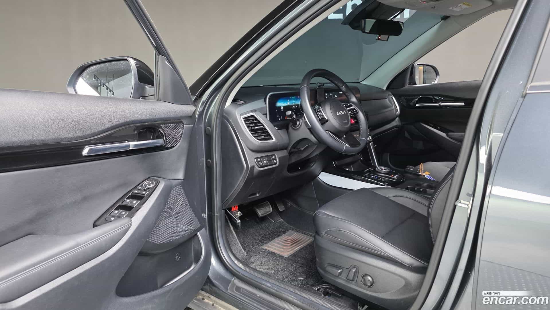 Seltos Kia 2023.7-INNER-010