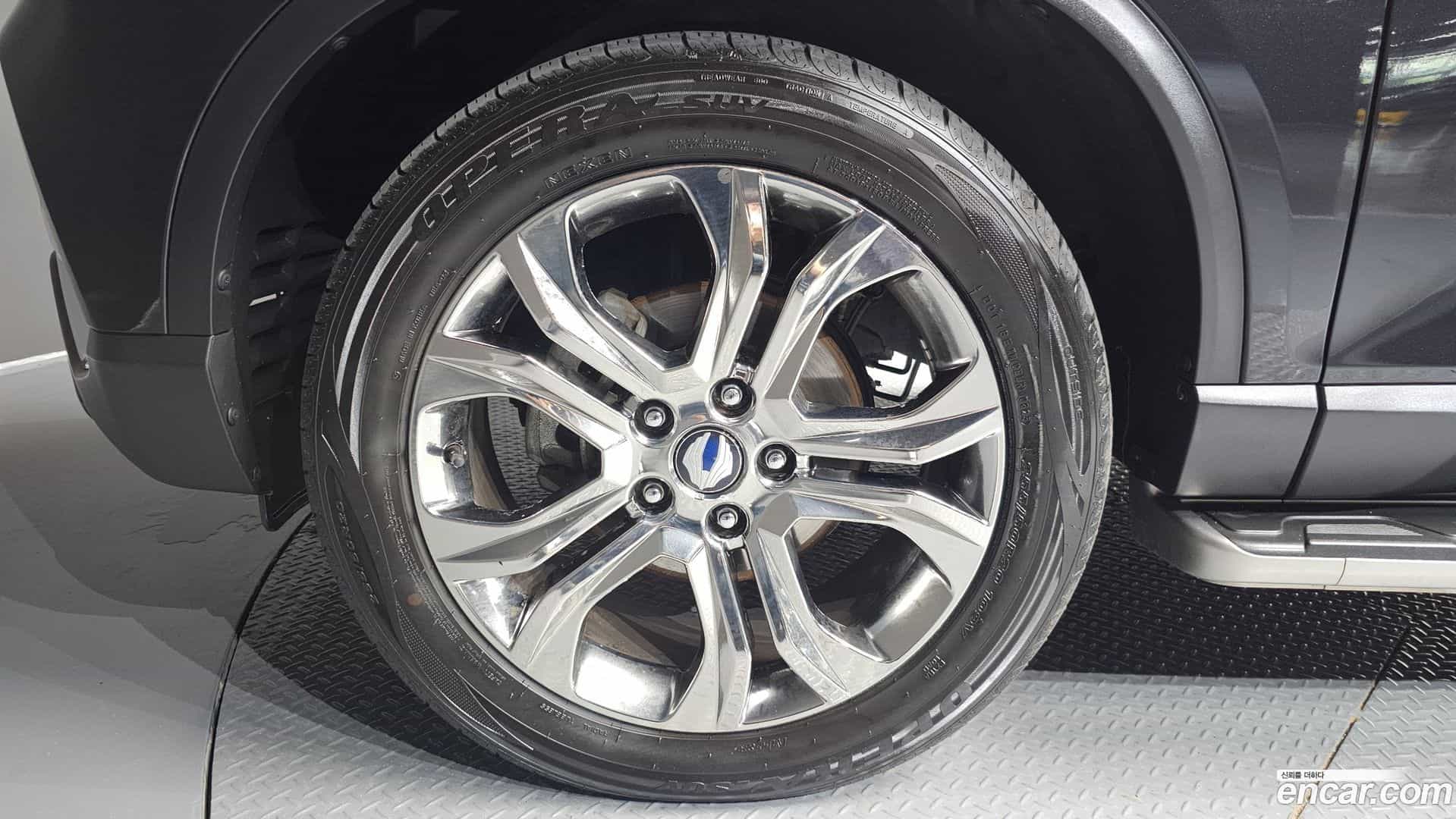 Rexton KG Mobility 2018.2-OUTER-005