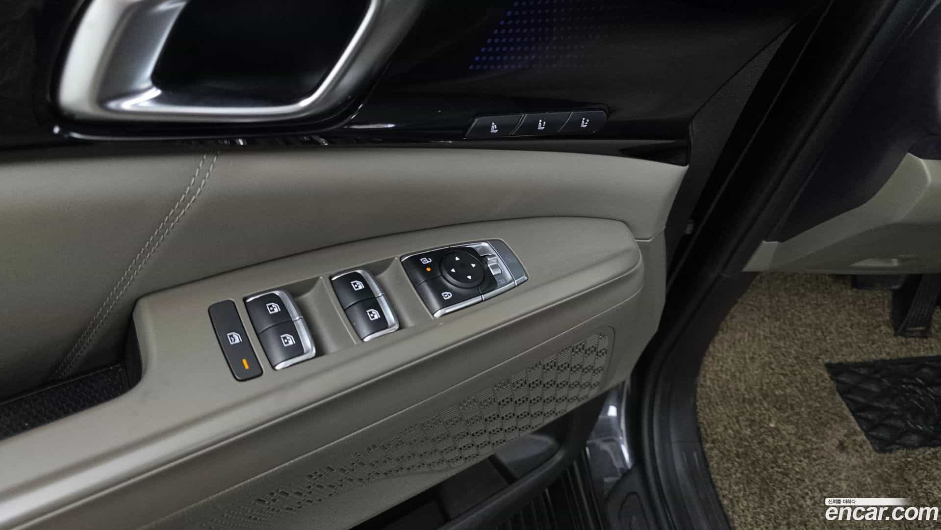 Canival Kia 2023.11-OPTION-042