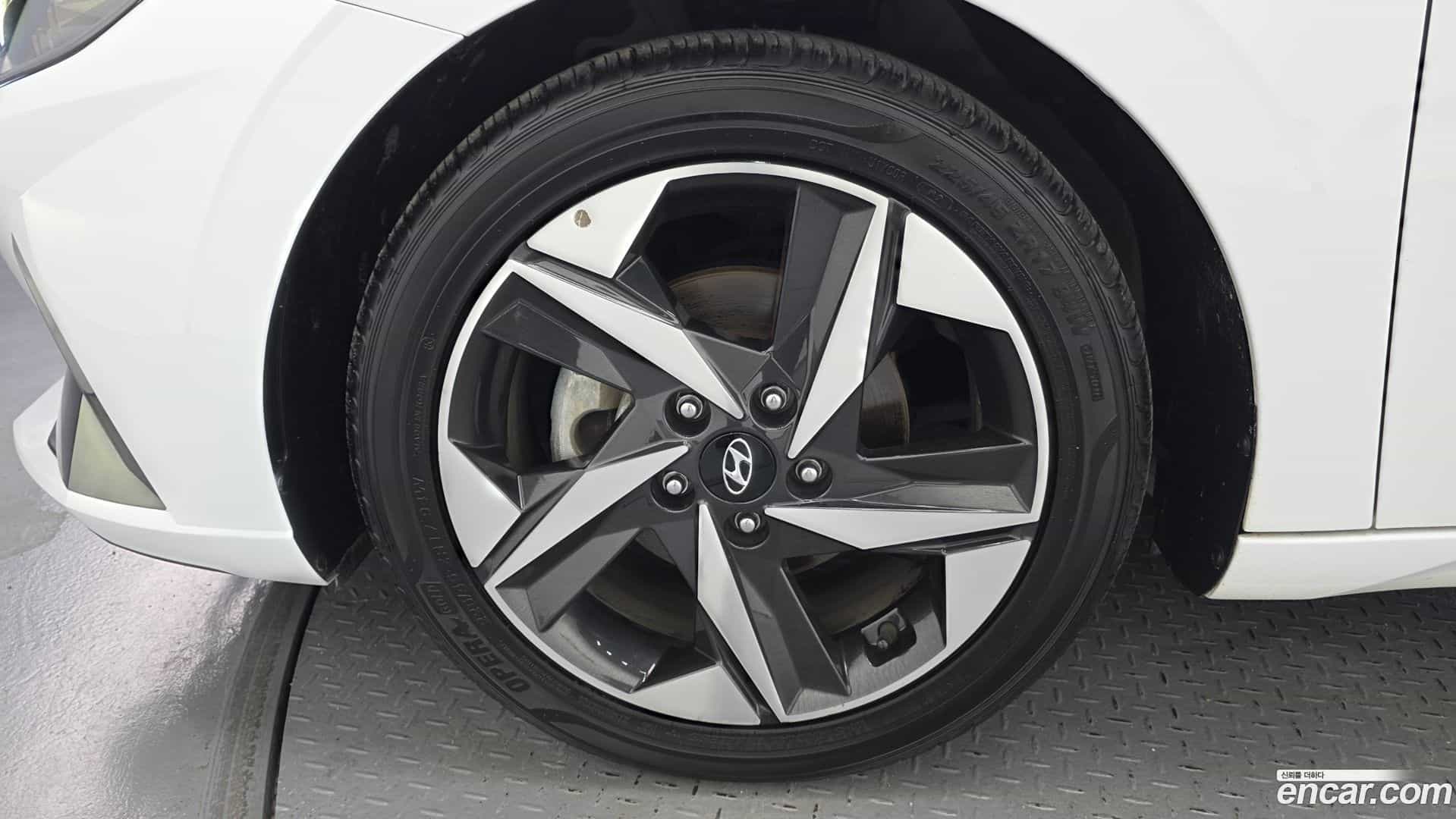 AVANTE Hyundai 2020.5-OUTER-005
