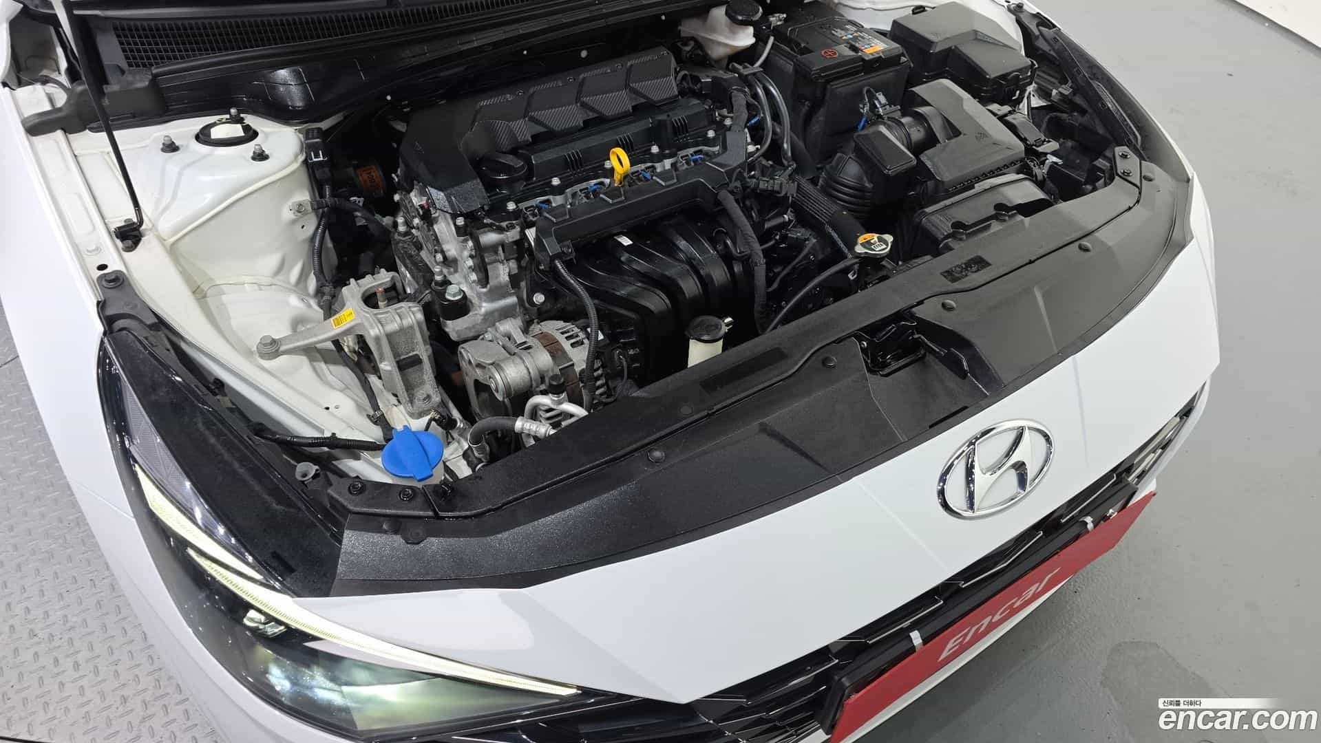 AVANTE Hyundai 2020.5-OUTER-006