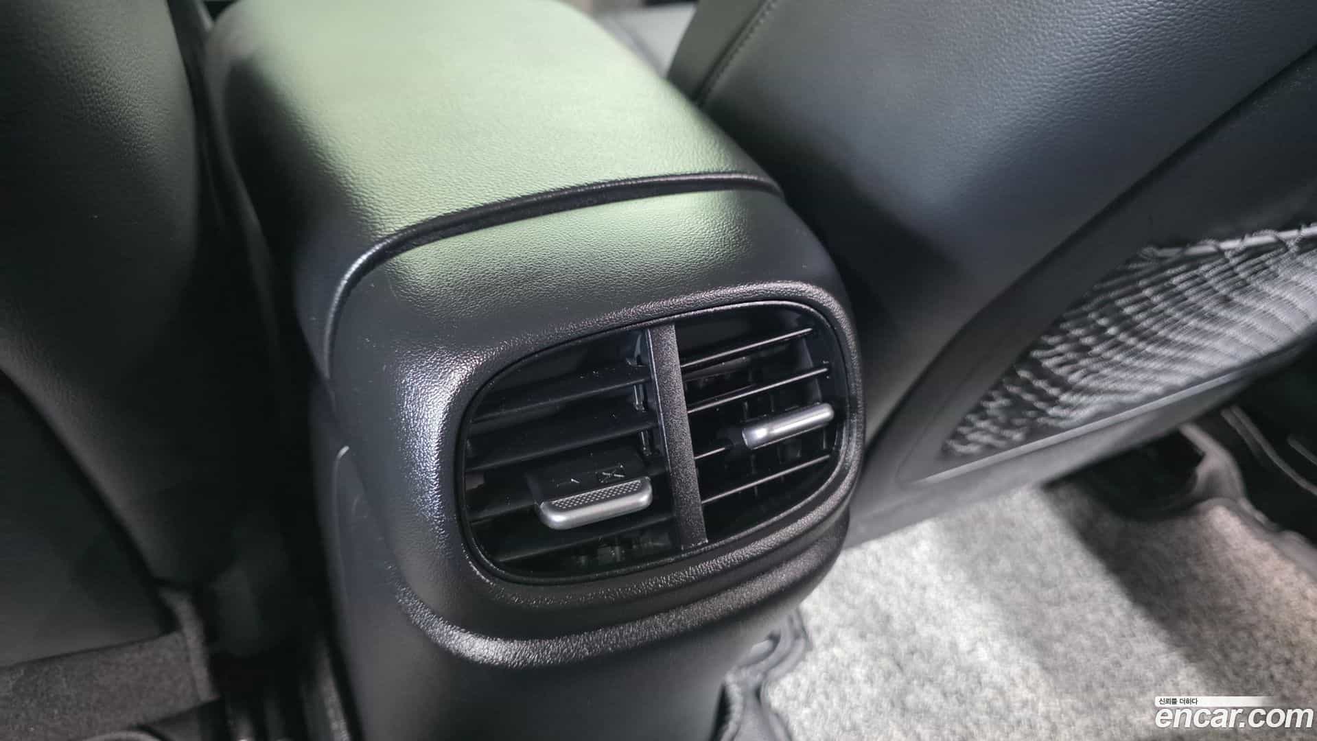 AVANTE Hyundai 2020.5-OPTION-042