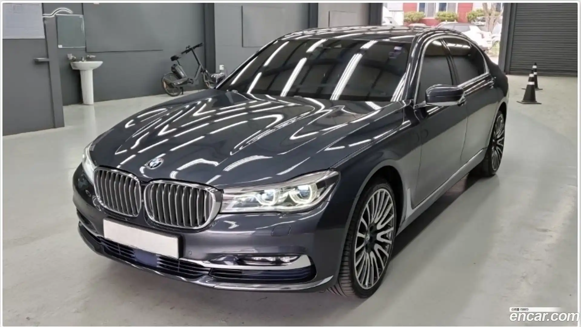 7-Series BMW 2016.11-OUTER-001