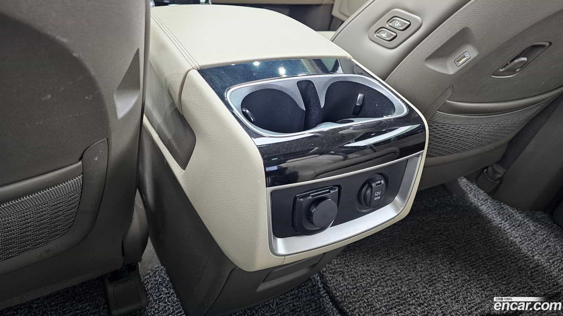 Canival Kia 2021.4-OPTION-022