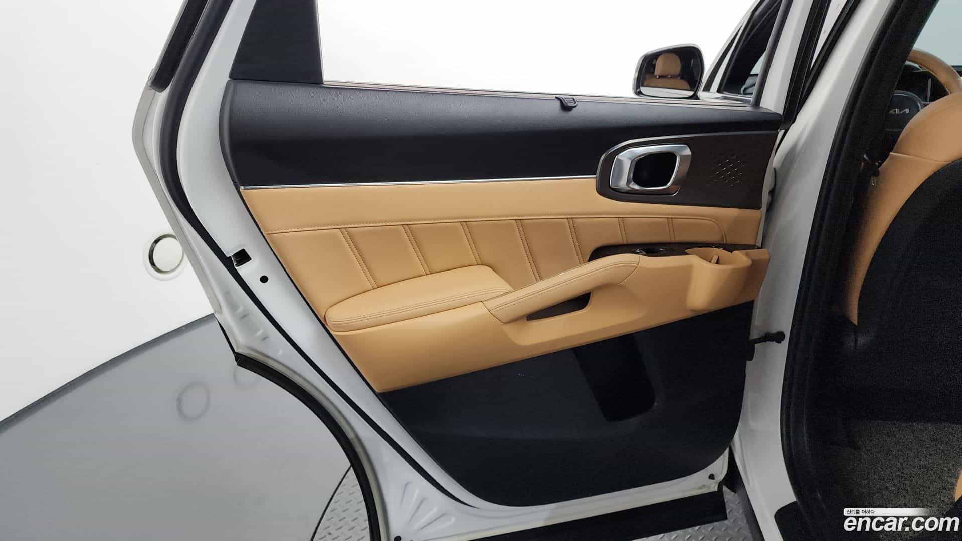 Sorento Kia 2022.10-INNER-035
