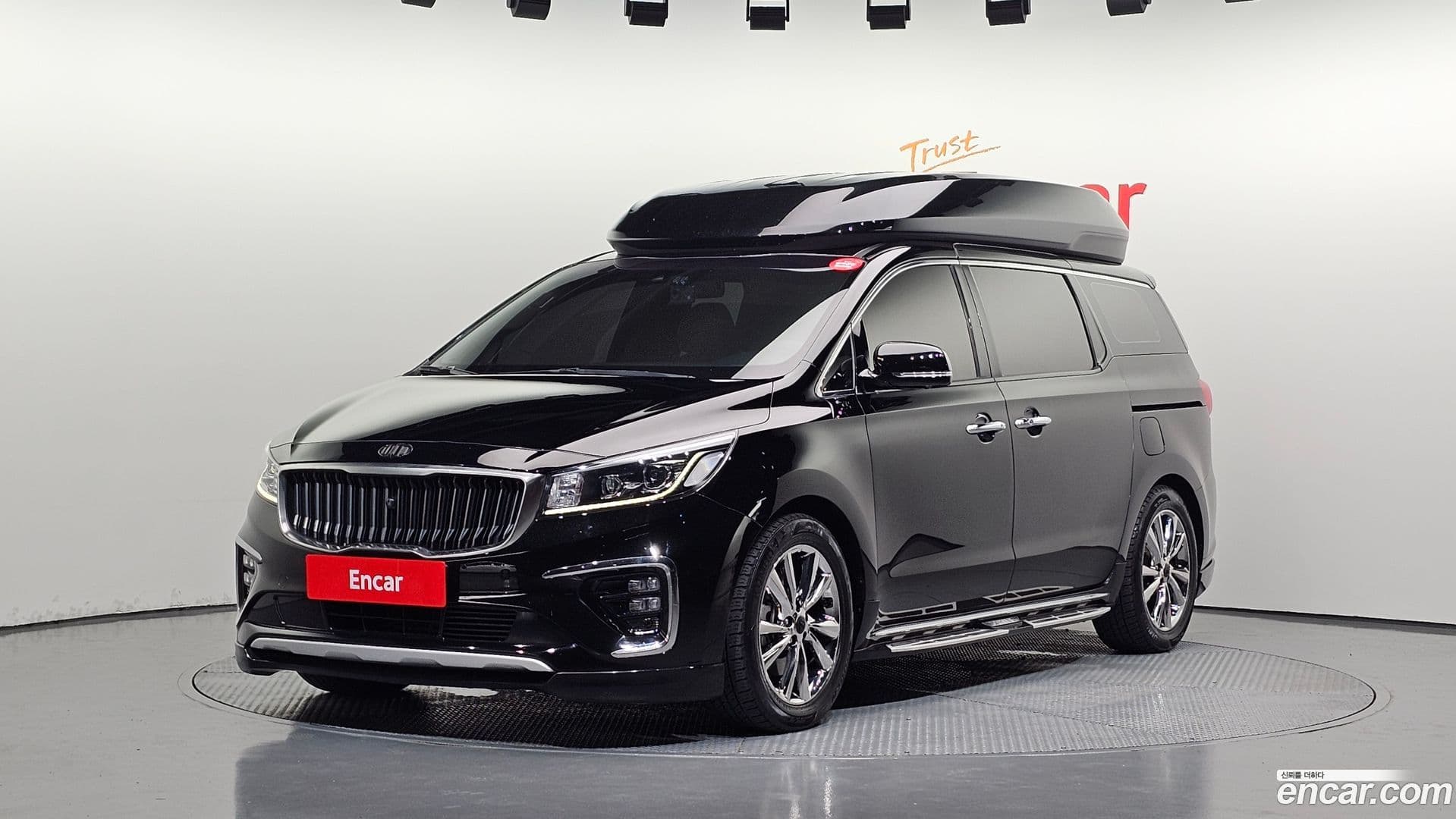 Main__Slider__Photo:Canival Kia 2019.2-0