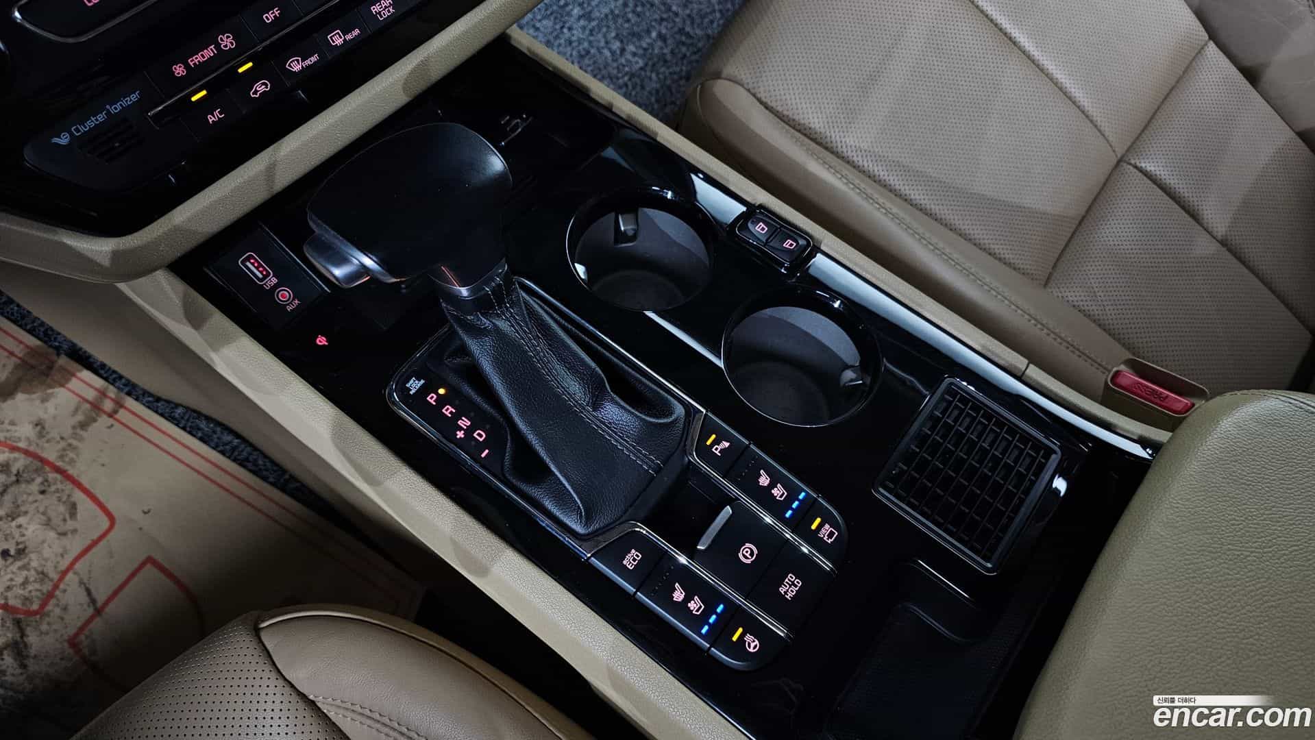 Canival Kia 2019.2-INNER-009