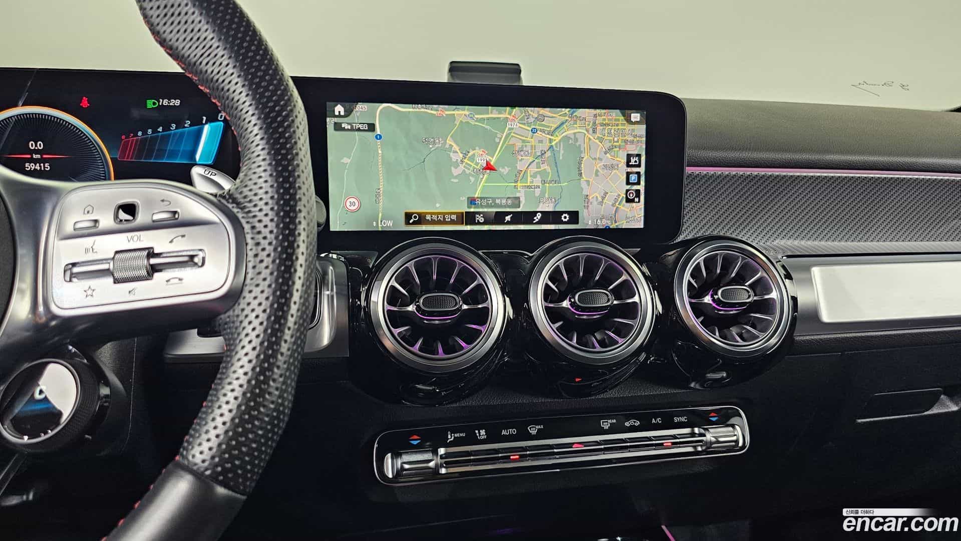 GLB-Class Mercedes-Benz 2022.4-OPTION-016