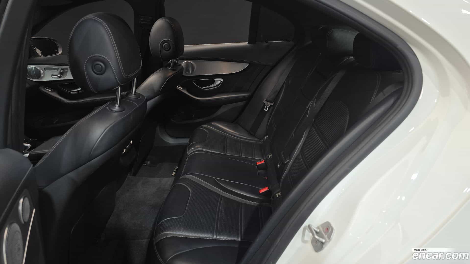 C-Class Mercedes-Benz 2016.10-OPTION-015