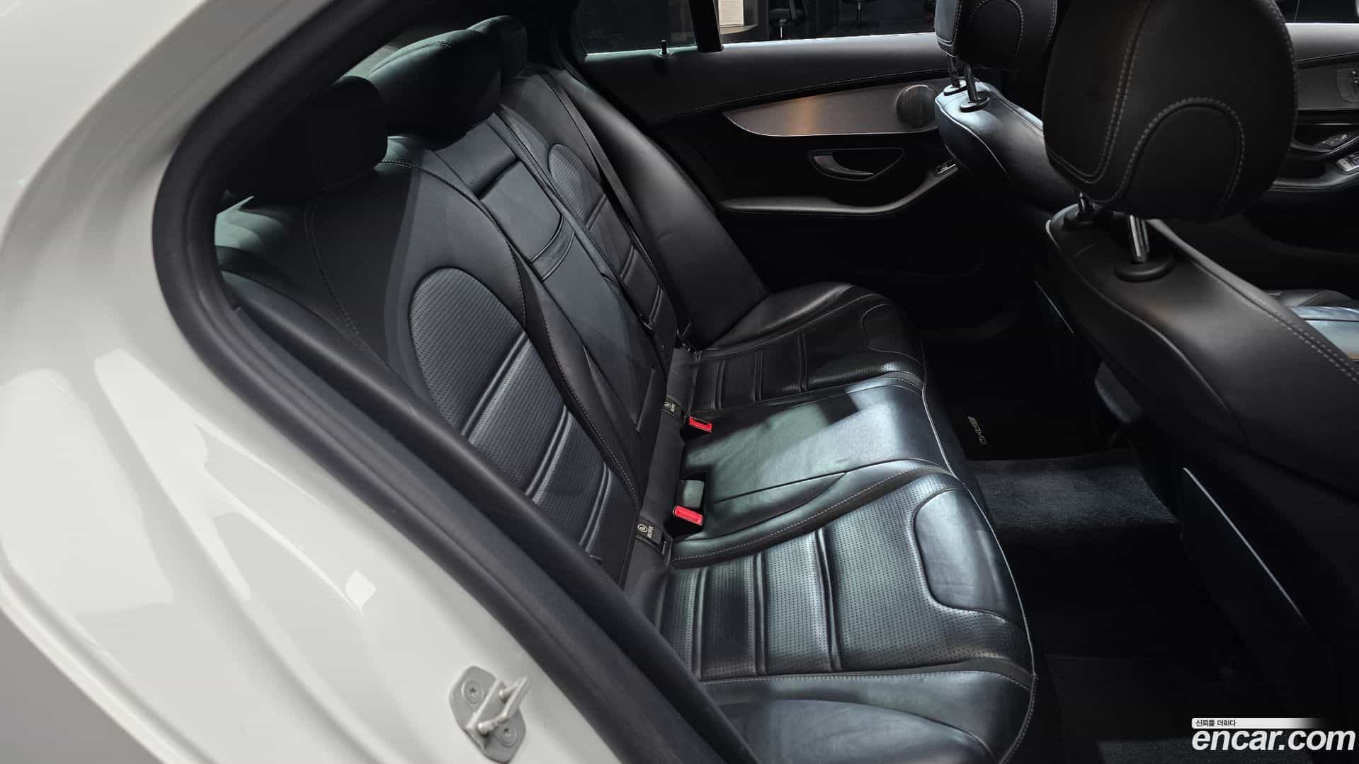 C-Class Mercedes-Benz 2016.10-OPTION-016