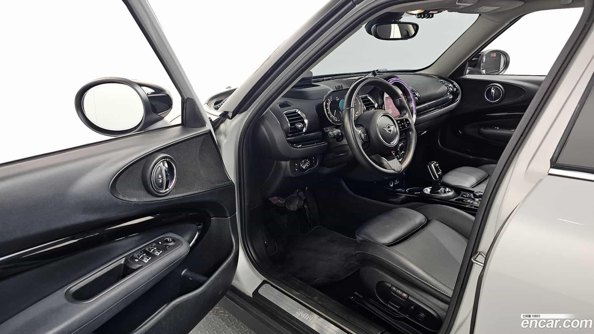 Clubman Mini 2022.4-INNER-010