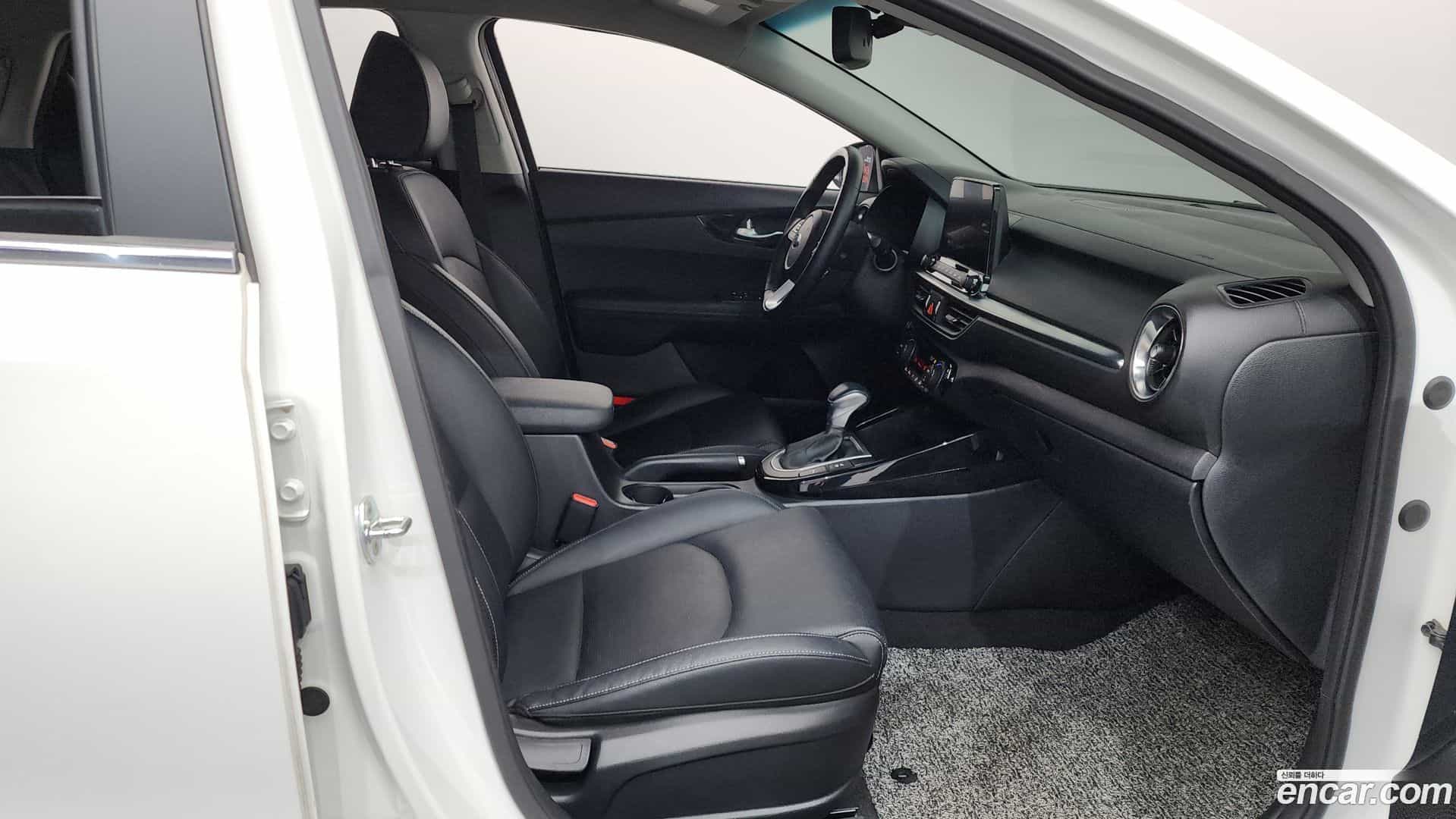 K3 Kia 2019.2-INNER-036