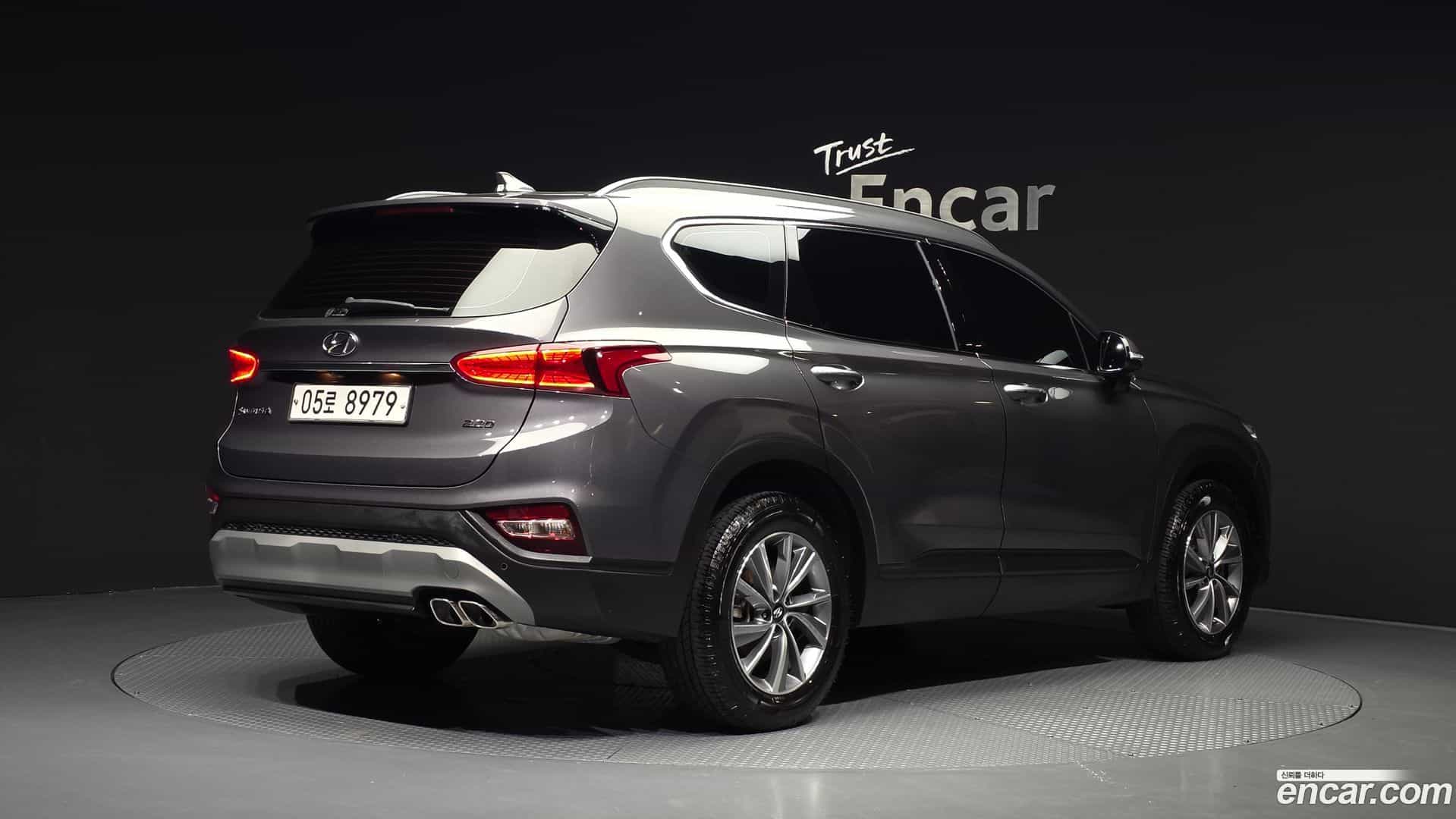 Santafe Hyundai 2018.7-OUTER-002