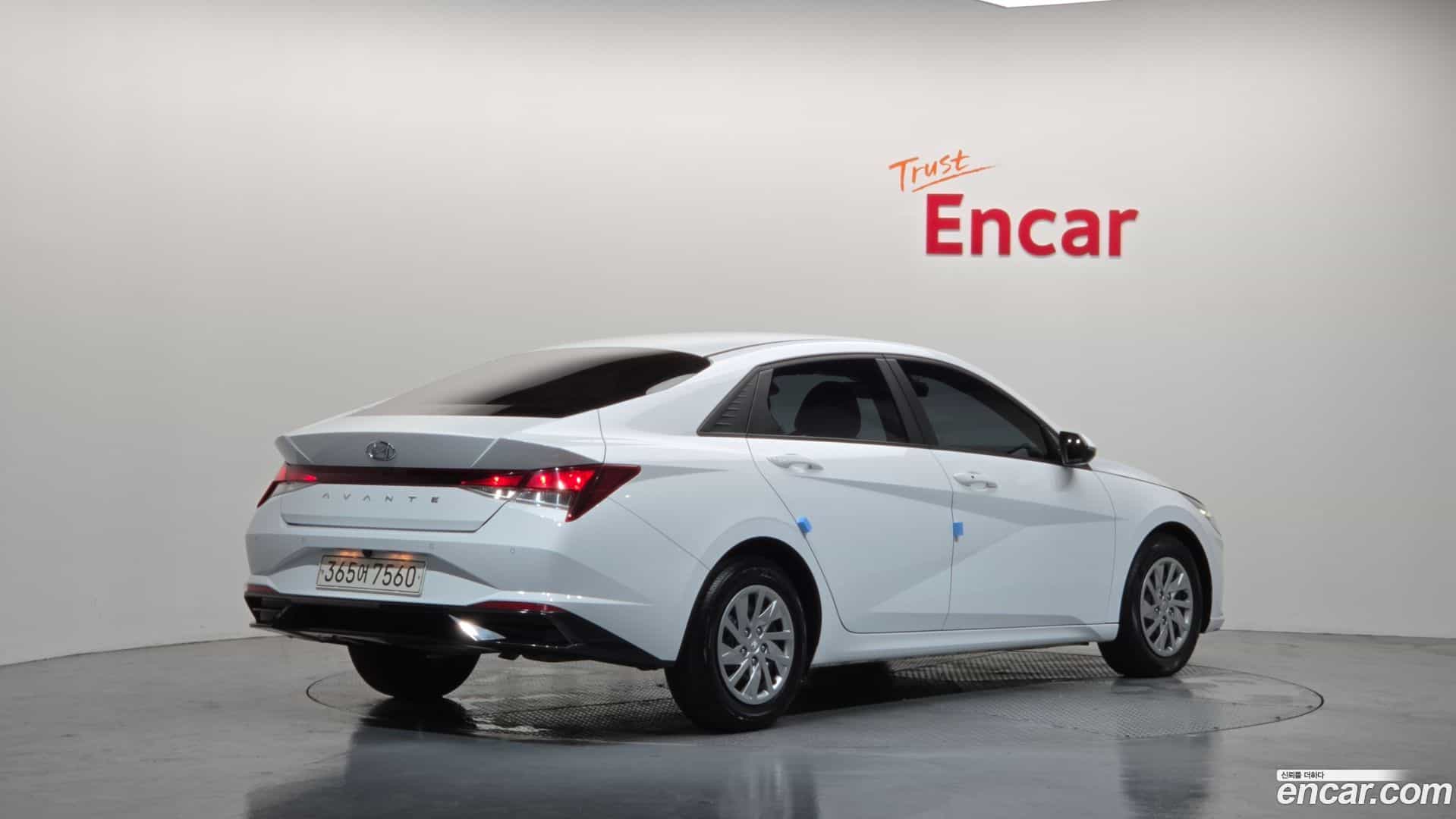 AVANTE Hyundai 2021.5-OUTER-002