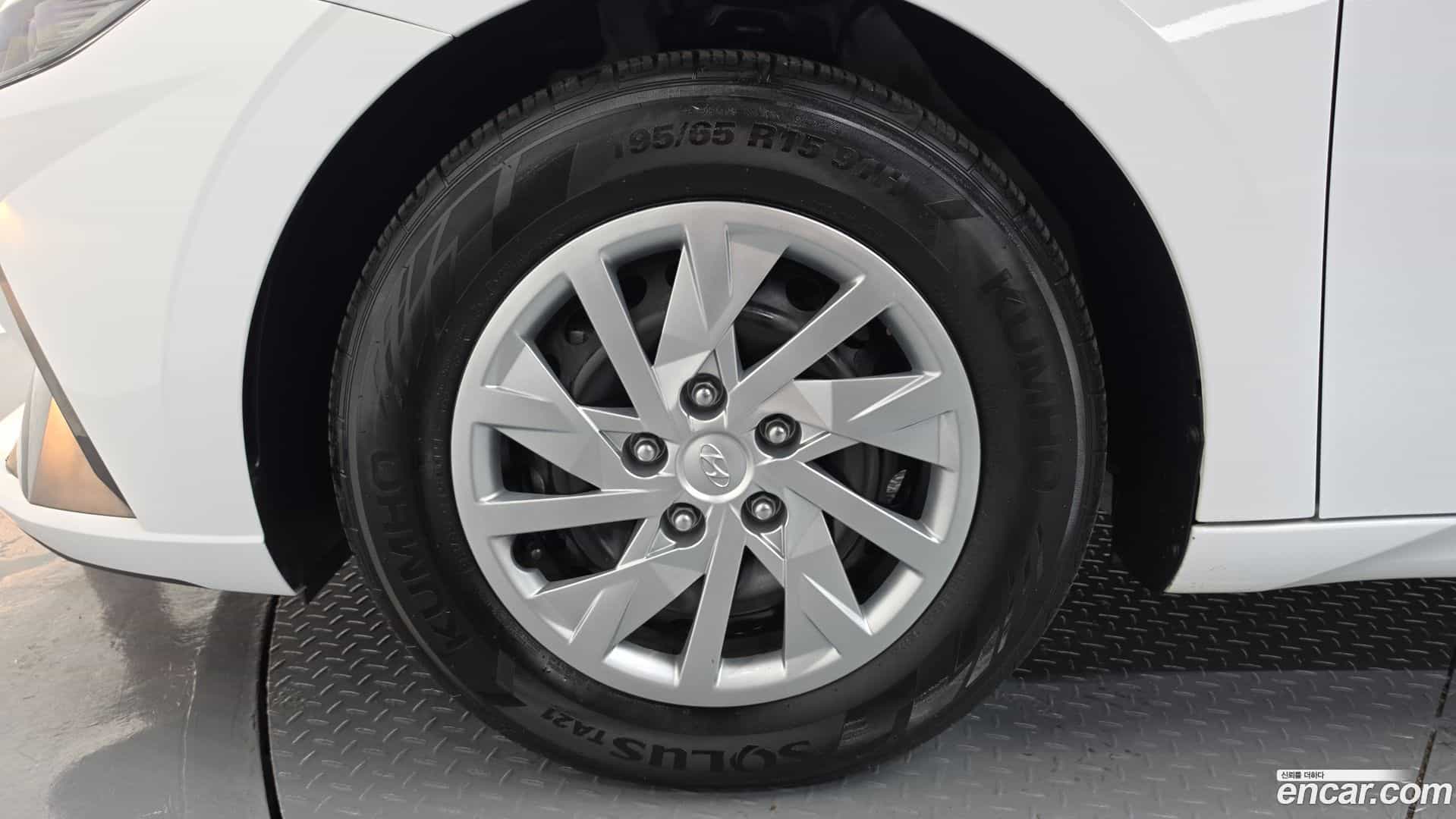 AVANTE Hyundai 2021.5-OUTER-005