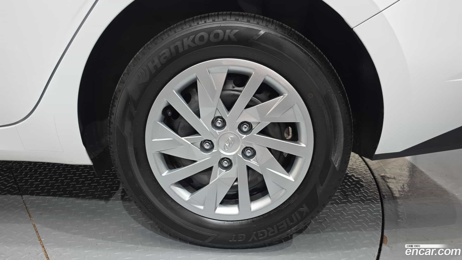 AVANTE Hyundai 2021.5-OUTER-031