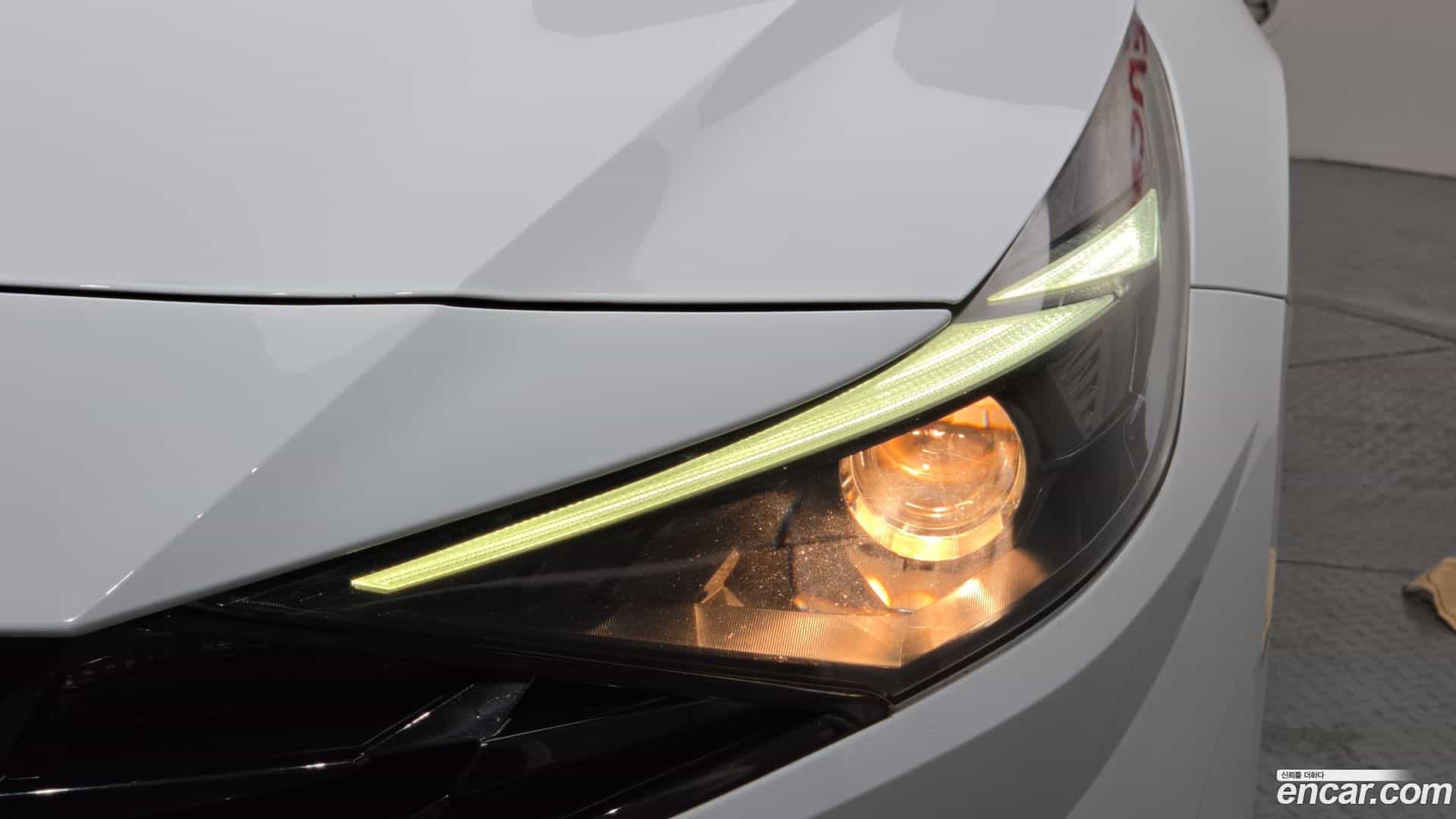 AVANTE Hyundai 2021.5-OUTER-032