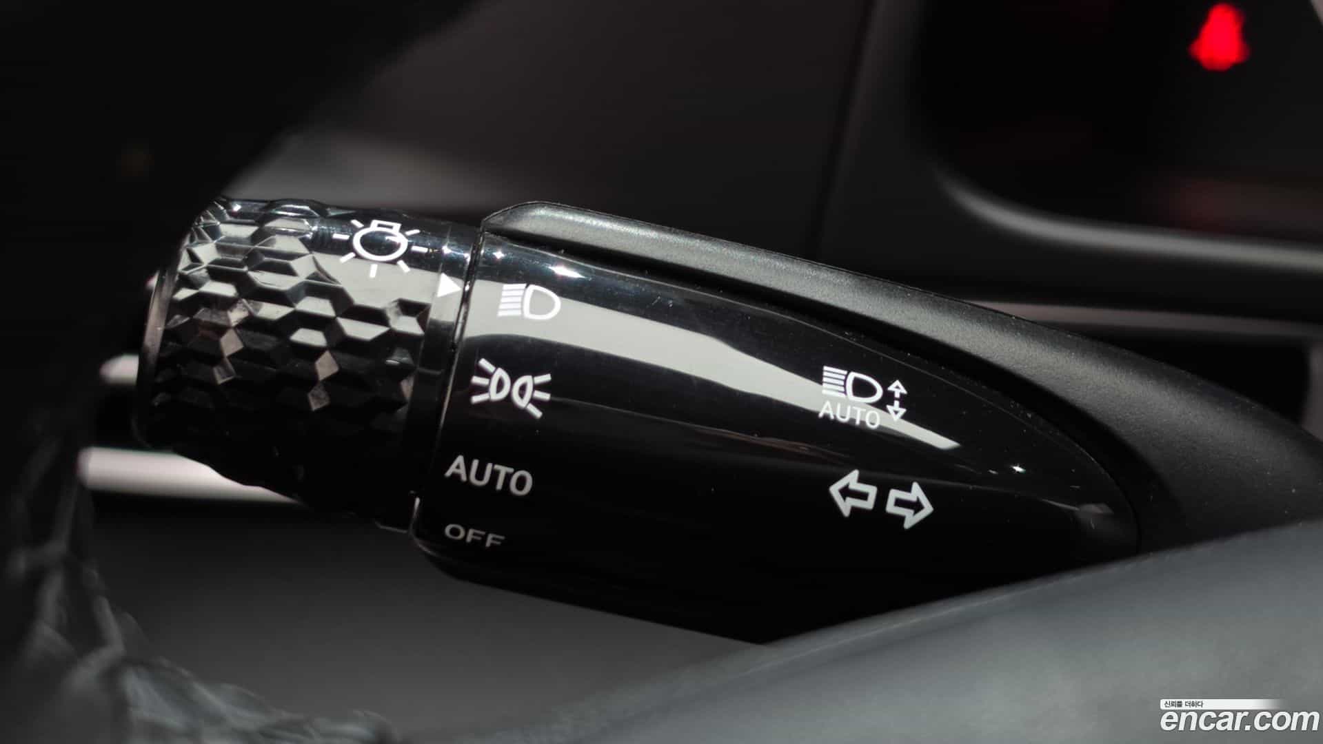 AVANTE Hyundai 2021.5-OPTION-041