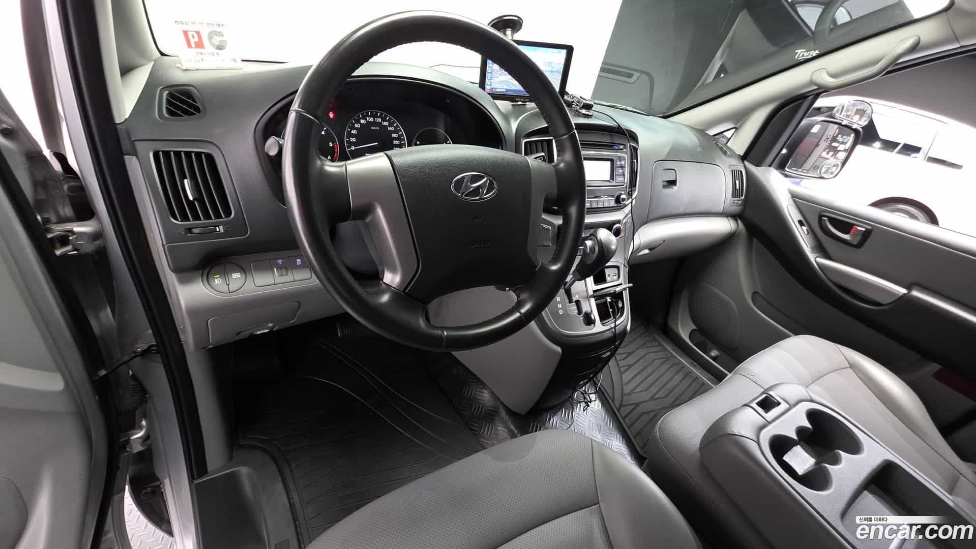 Starex Hyundai 2020.4-INNER-007