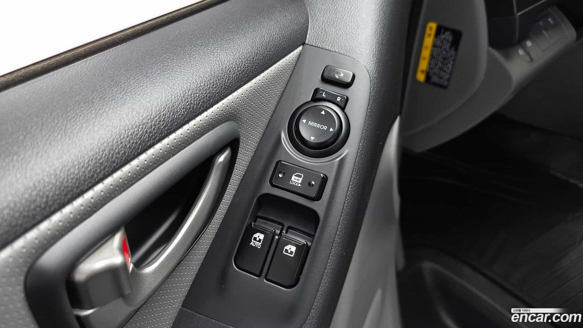 Starex Hyundai 2020.4-OPTION-041