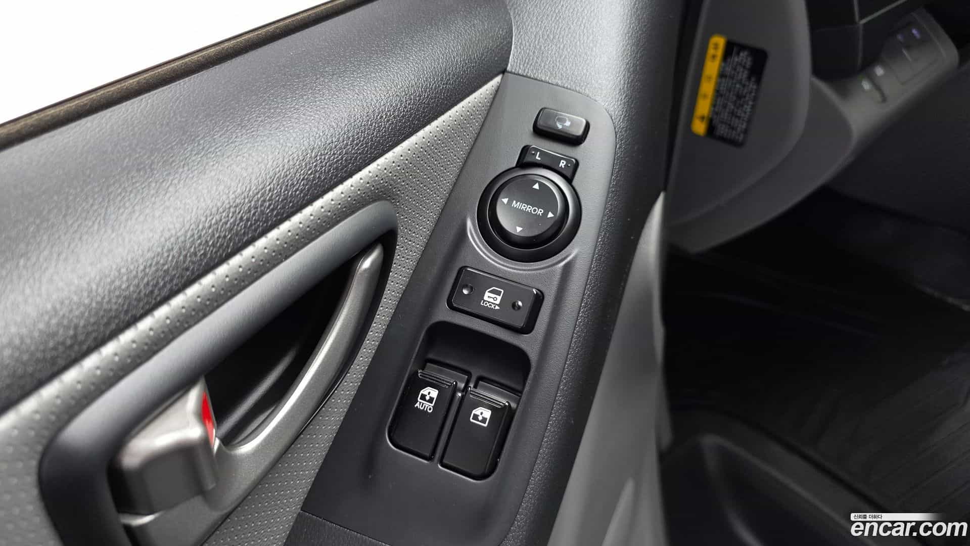 Starex Hyundai 2020.4-OPTION-042