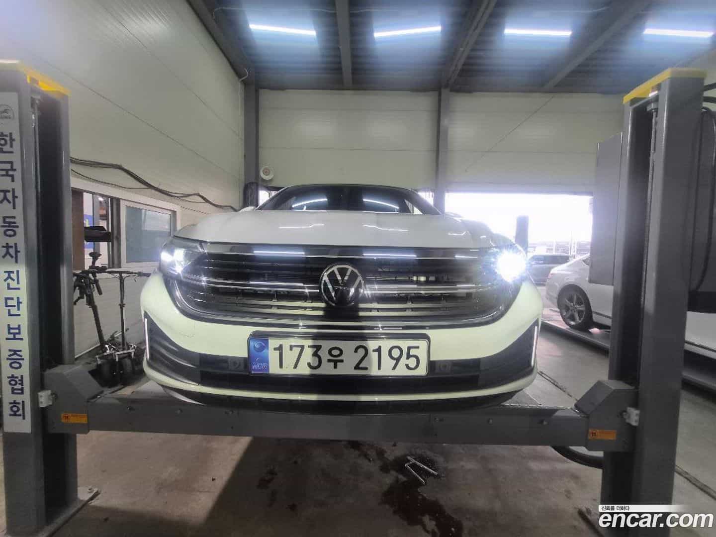 Jetta Volkswagen 2024.10-OUTER-001